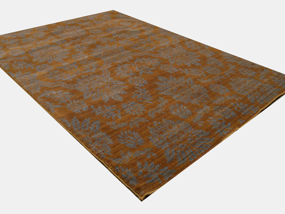 Ruby Inviting Brown Machine Made Wool Rug, warm brown tones and subtle texture evident across this wool rug.