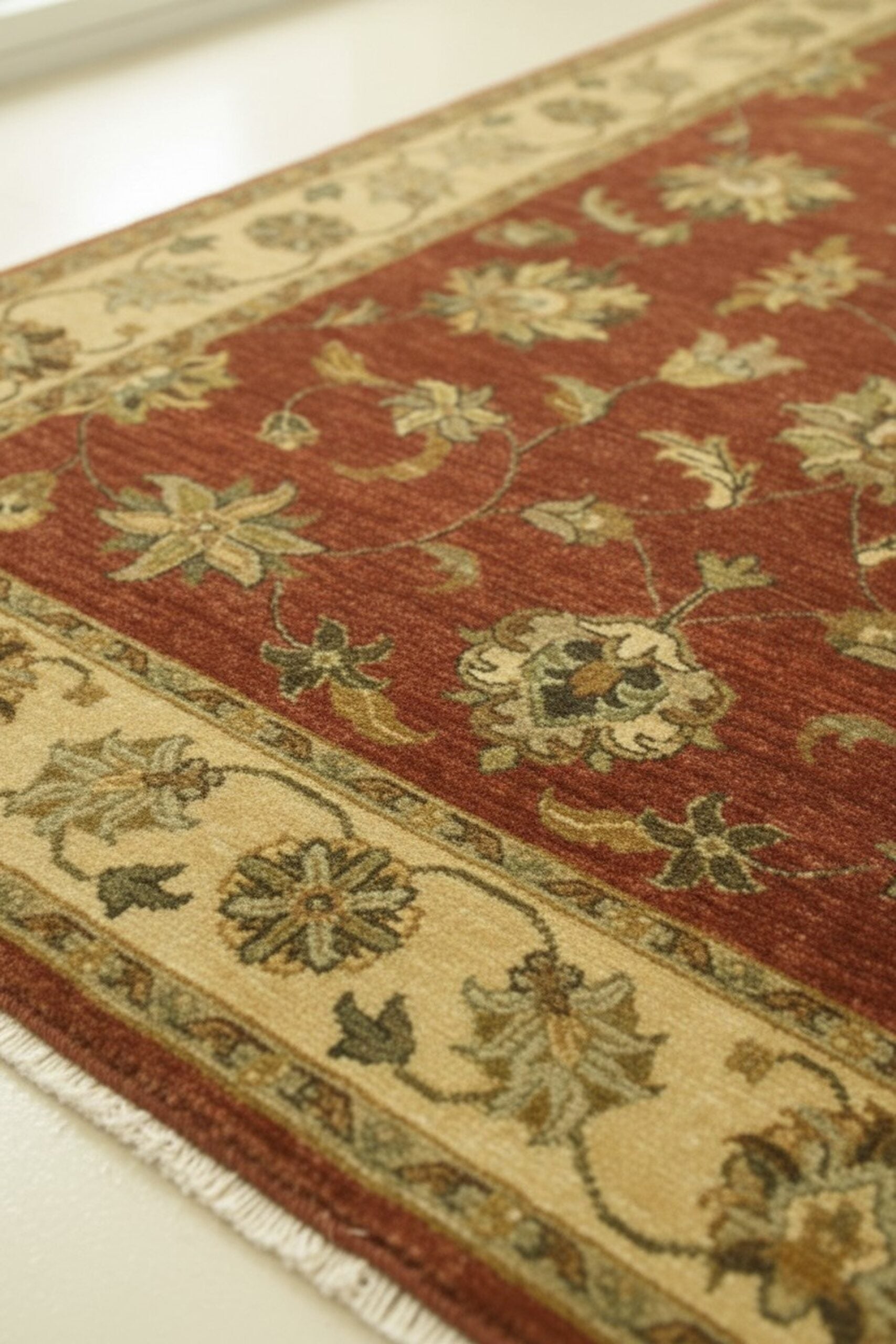 Brown Agra traditional oriental hand-knotted wool area rug