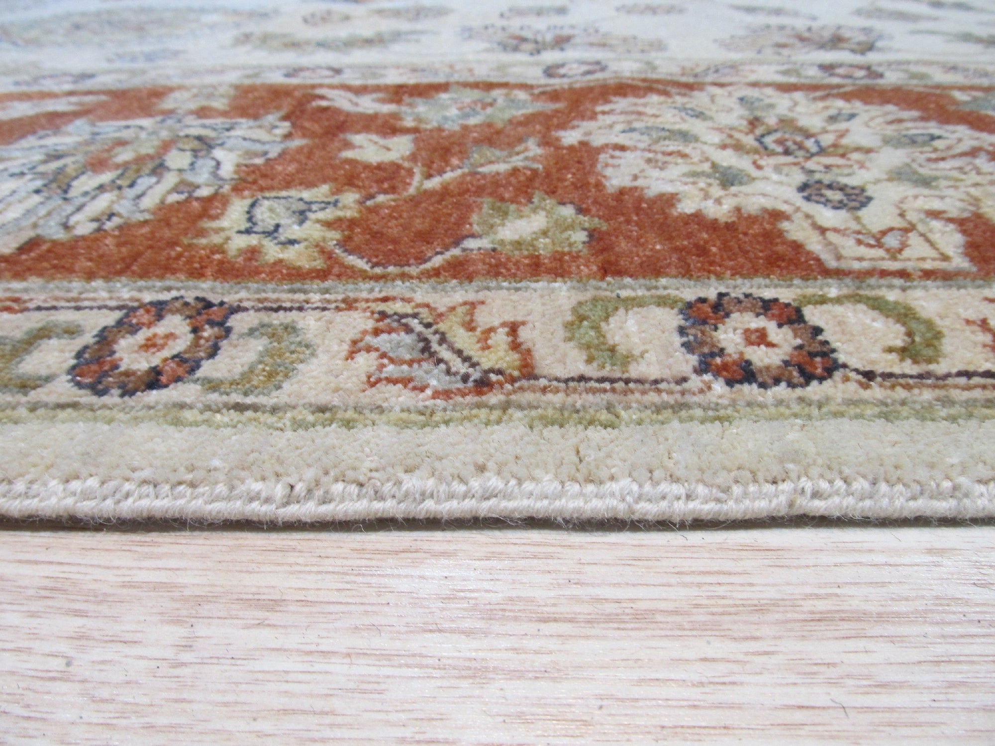 Ivory &amp; Orange Hand Knotted Oriental Agra Rug