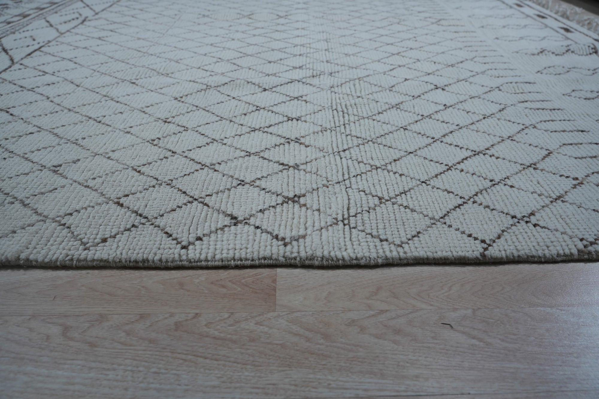 Ivory Hand-Knotted Moroccan Wool Rug