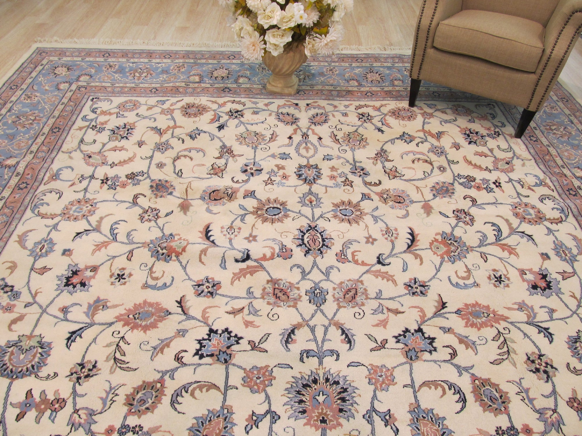 Elegant Oriental Masterpiece Rug