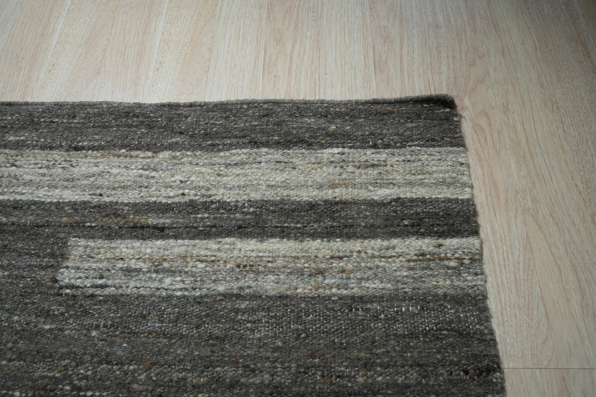 Echo Modern Wool Rug