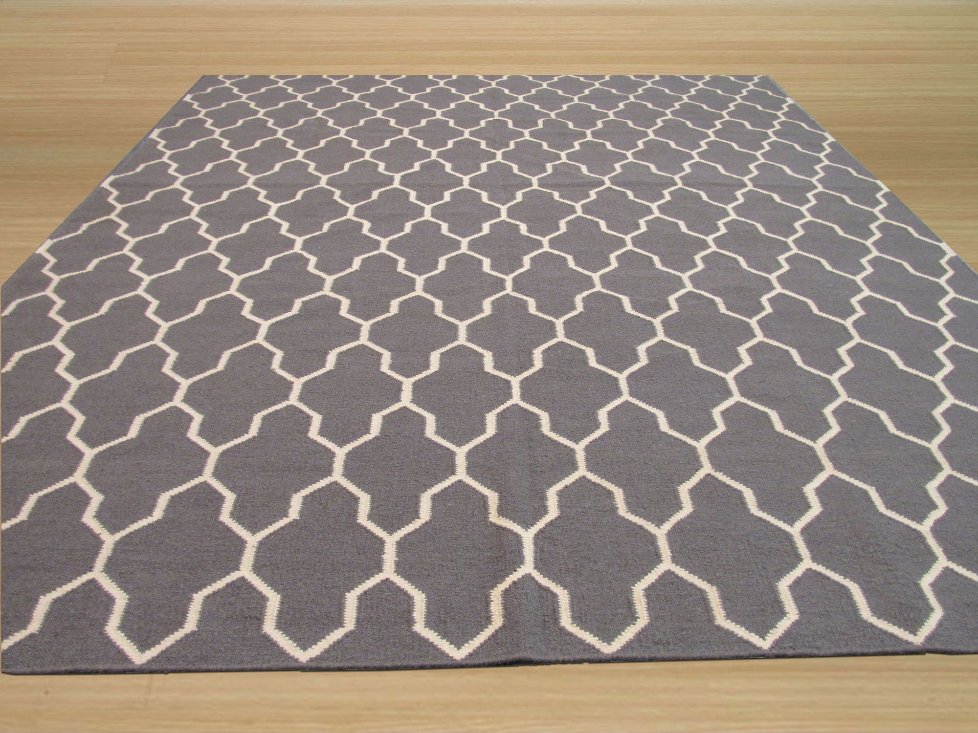 Gray Reversible Moroccan Essence Rug