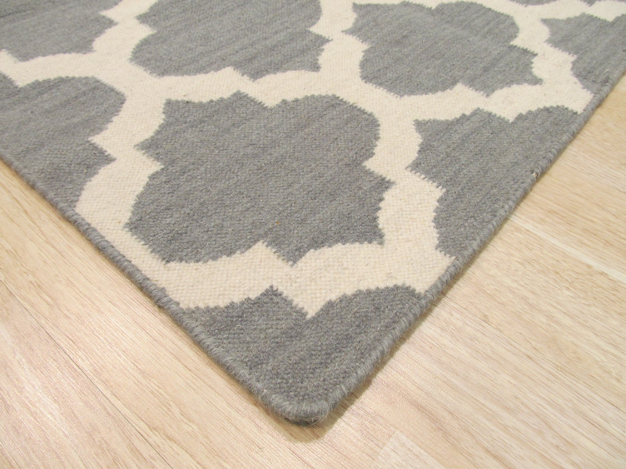 Graphite Linear Design Rug