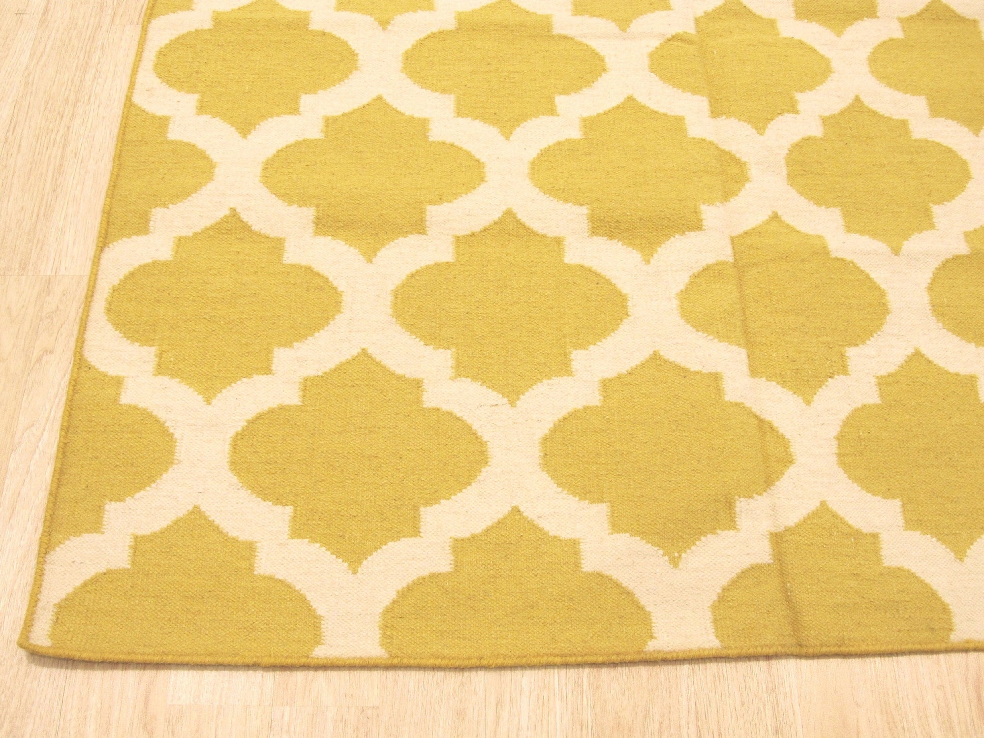 Sunlit Moroccan Trellis Wool Rug