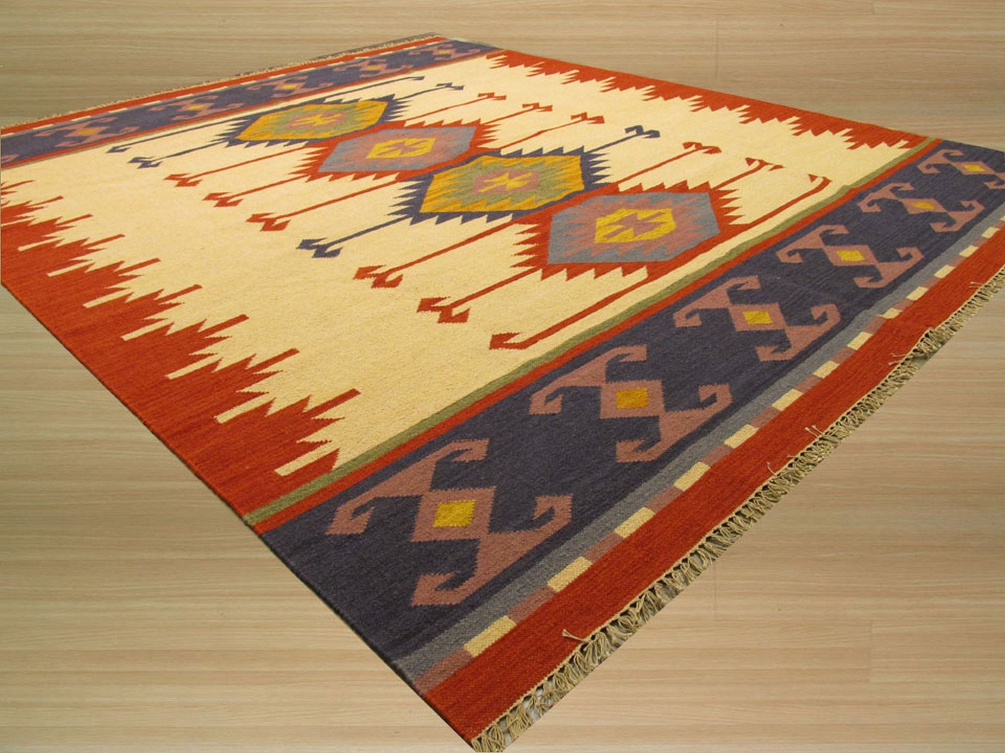 Keysari Geometric Kilim Wool Rug