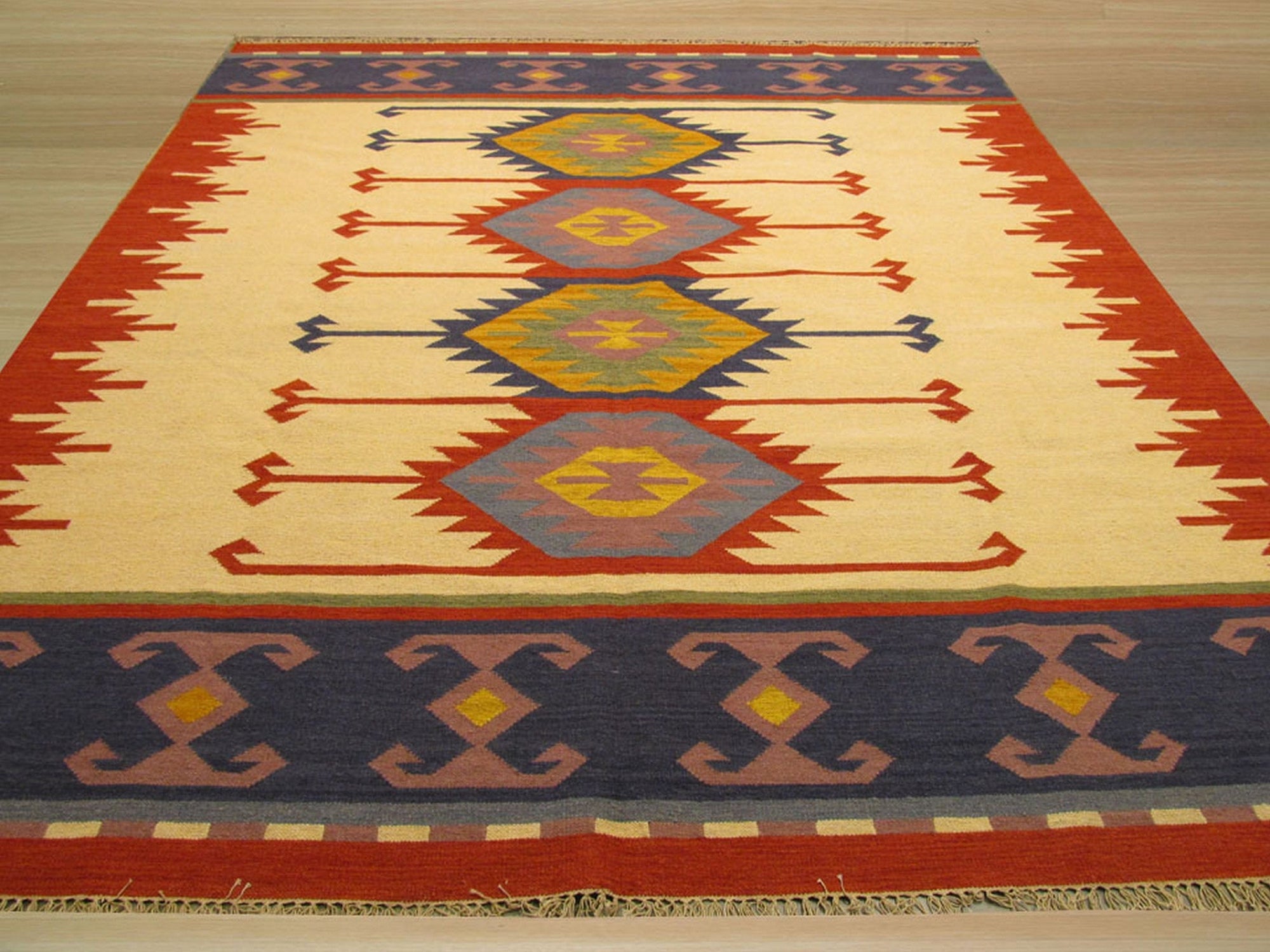 Keysari Geometric Kilim Wool Rug