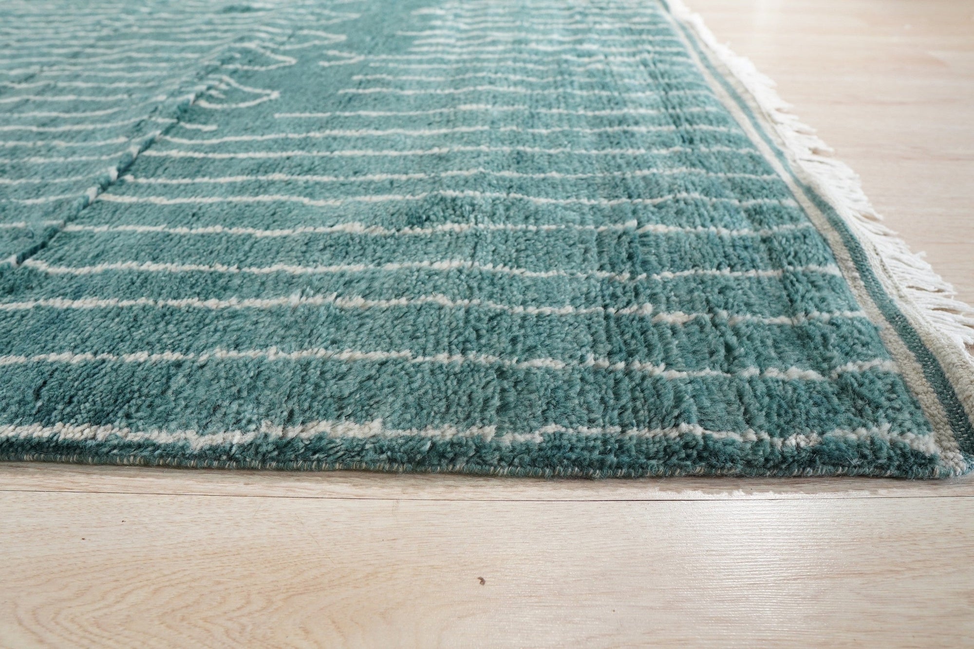 Teal Echelon Handmade Wool Rug