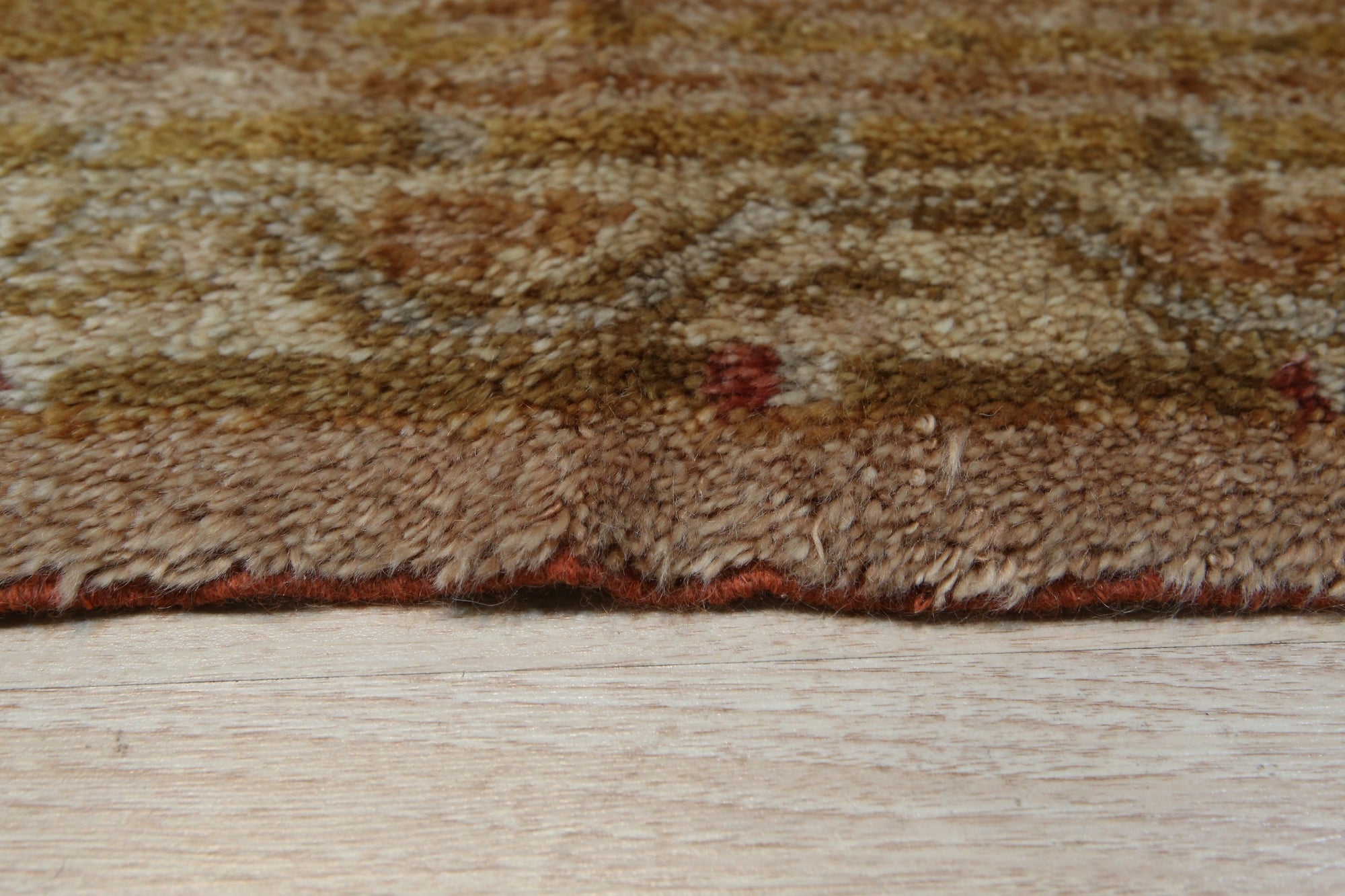 Classic Beauty Oushak Hand-Knotted Mohair Rug