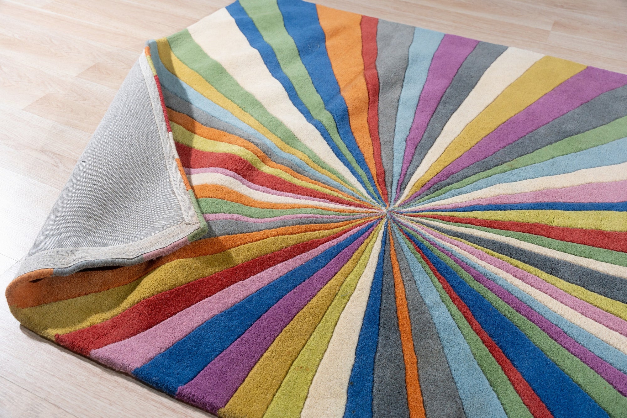 Louie Enchanting Multicolored Hand Tufted Wool Rug