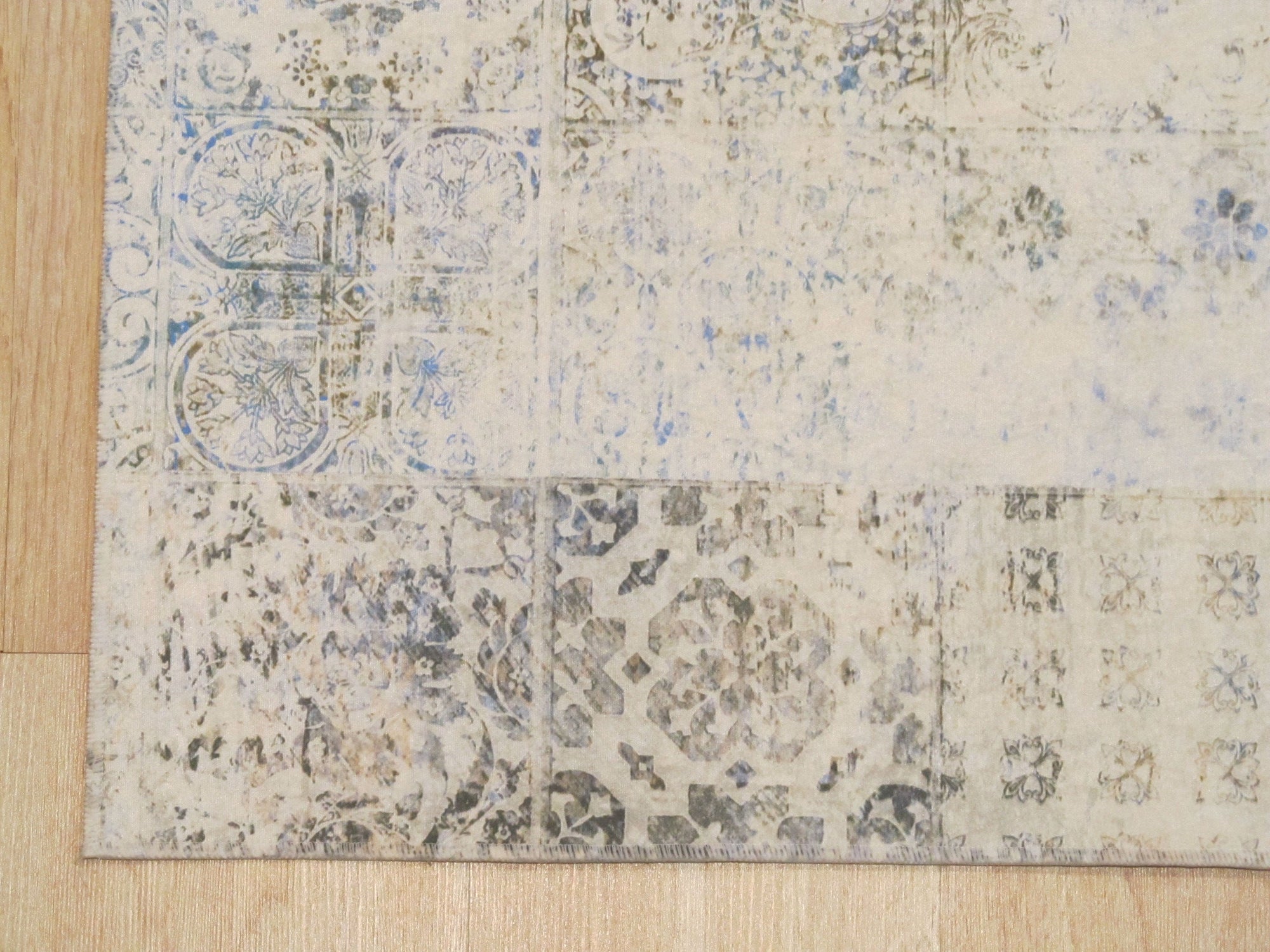 Distressed Bohemian Mosaic Rug