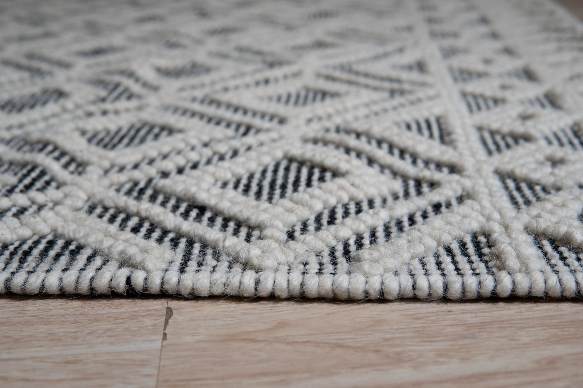 Tribal Diamond Black and Ivory Kilim Rug