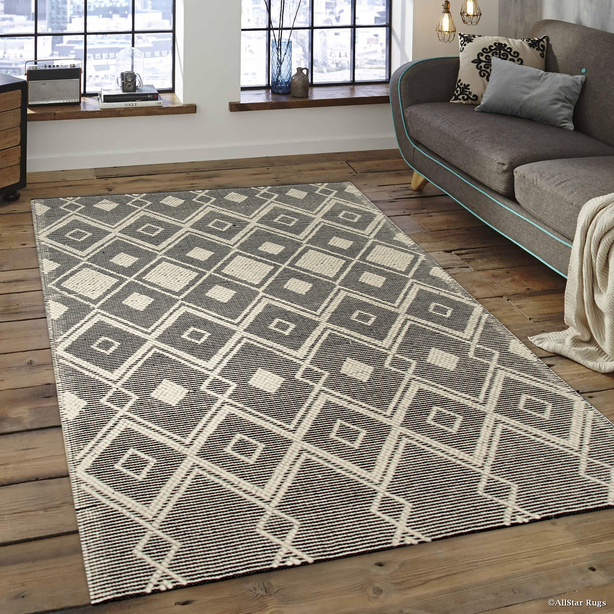 Luna Kilim Black Handmade Wool Rug