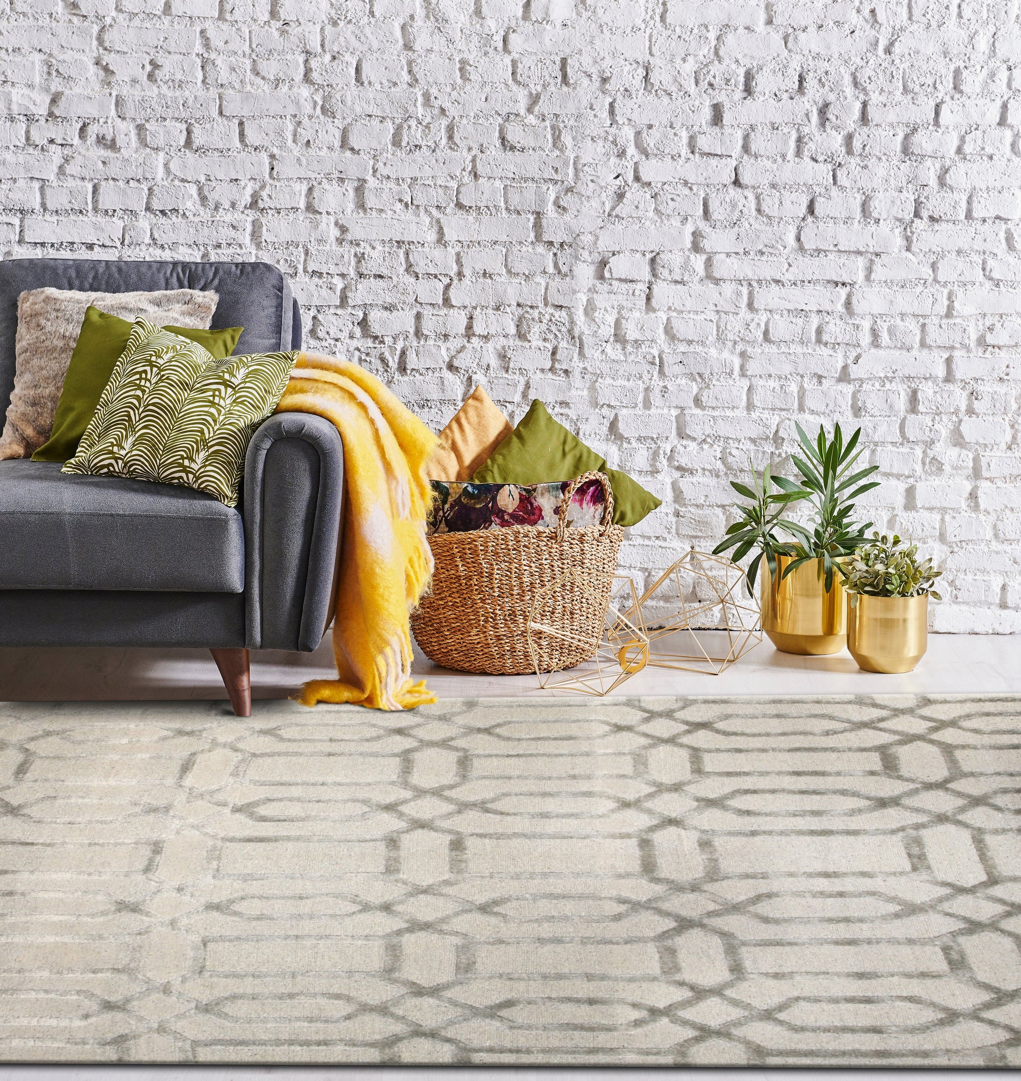 Geometric Elegance Transitional Rug