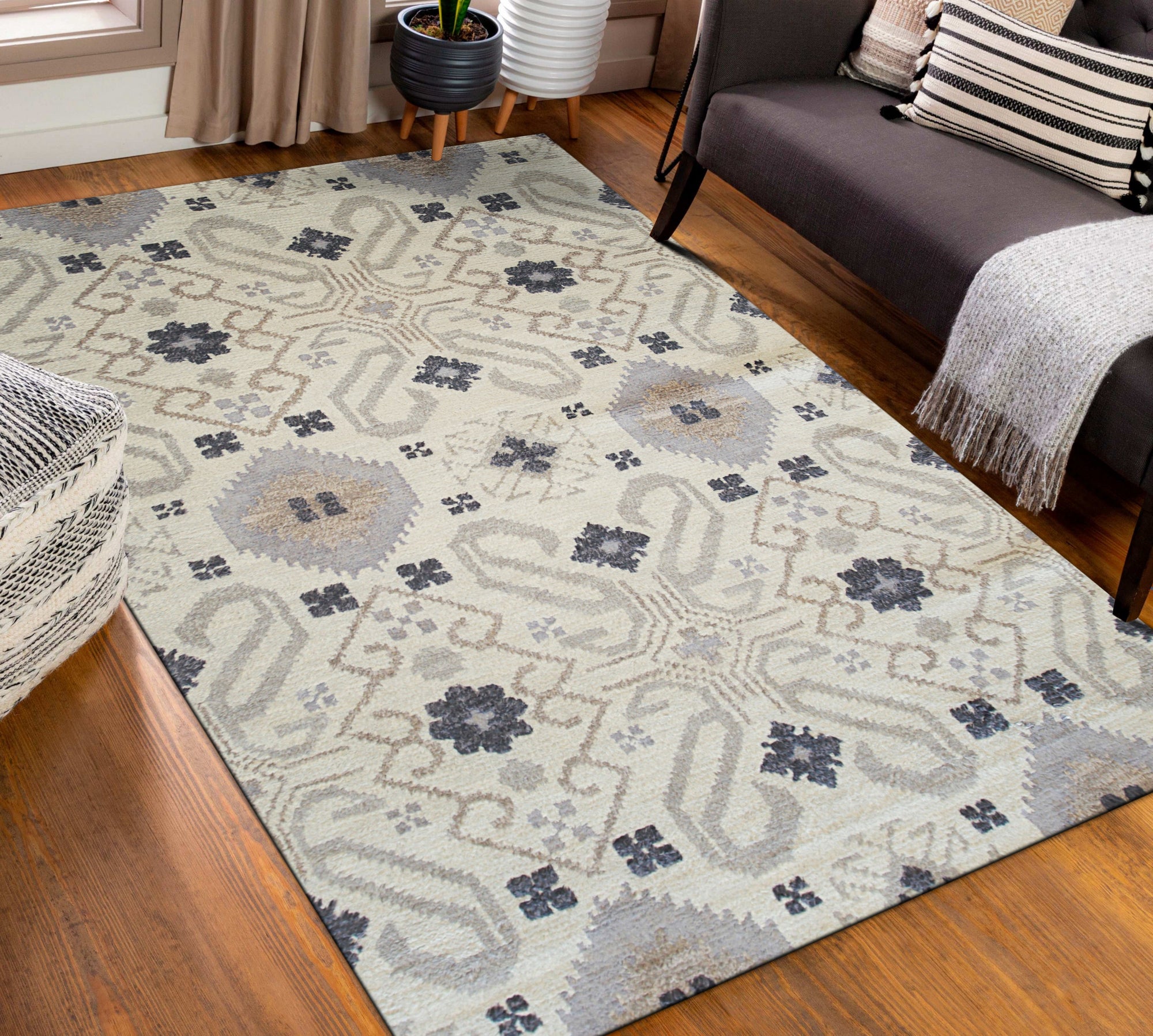 Serafina Hand-Knotted Oushak Rug