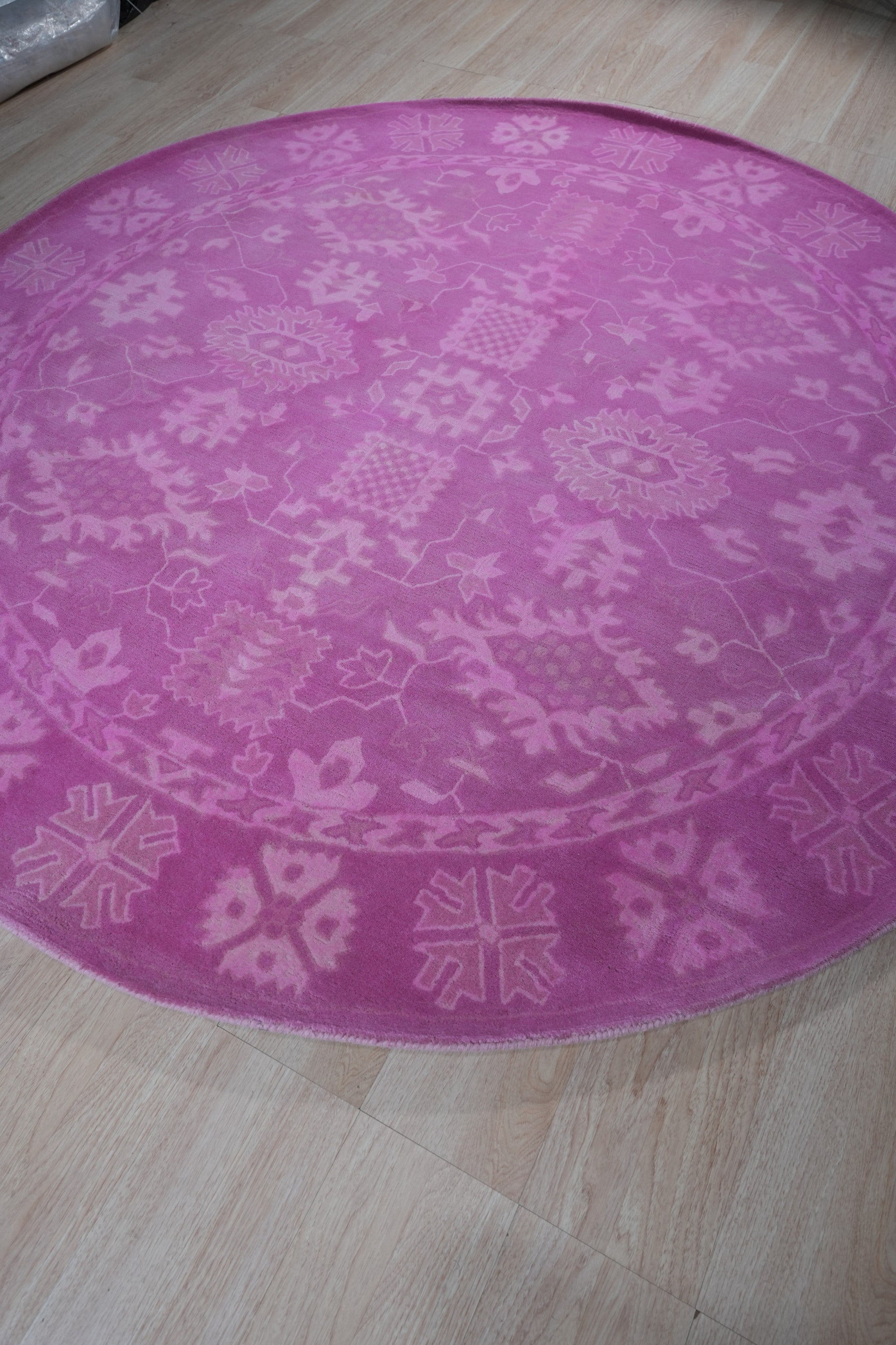 Opulent Oriental Pink Hand Tufted Wool Rug