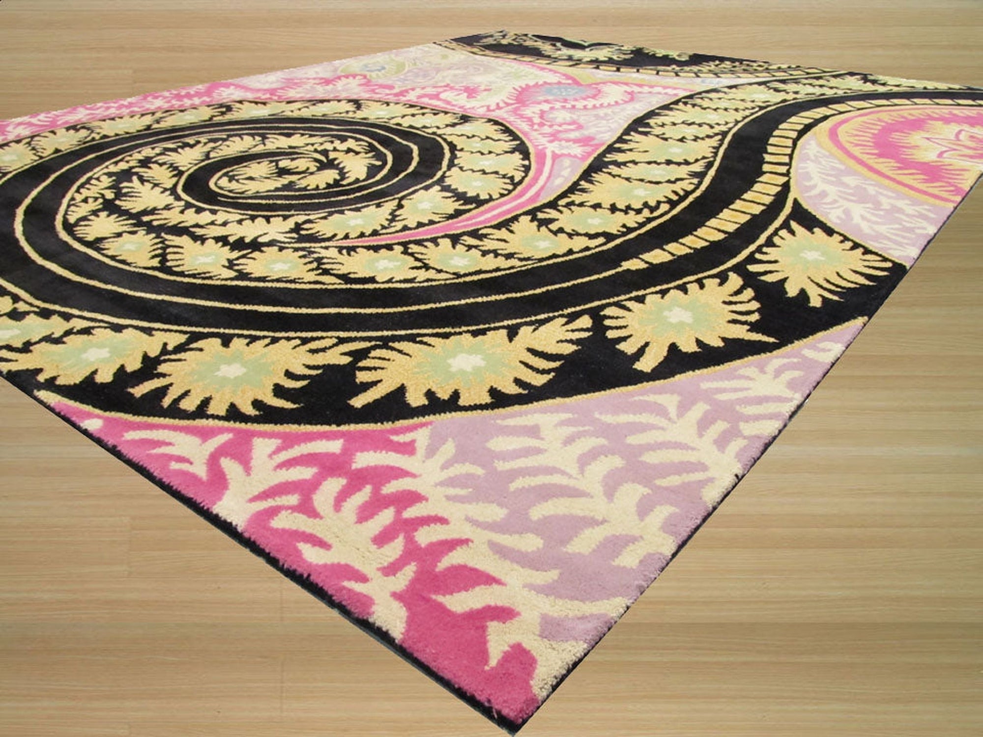 Black Midnight Paisley Hand-Tufted Black Wool Rug