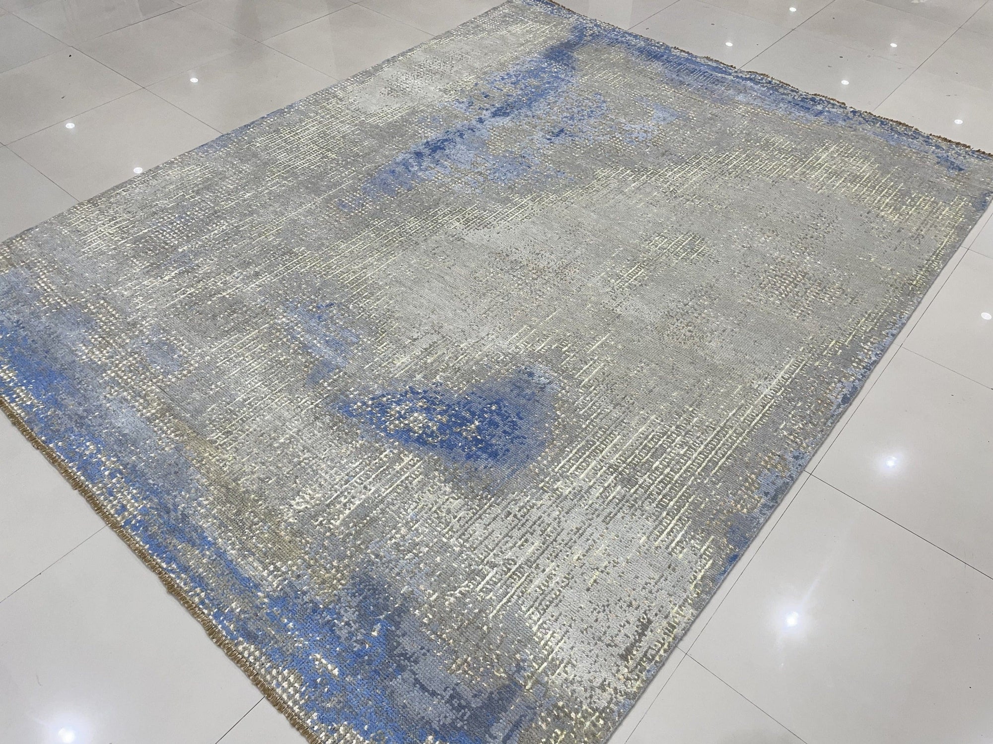 Blue Ethereal Abstract Elegance Rug