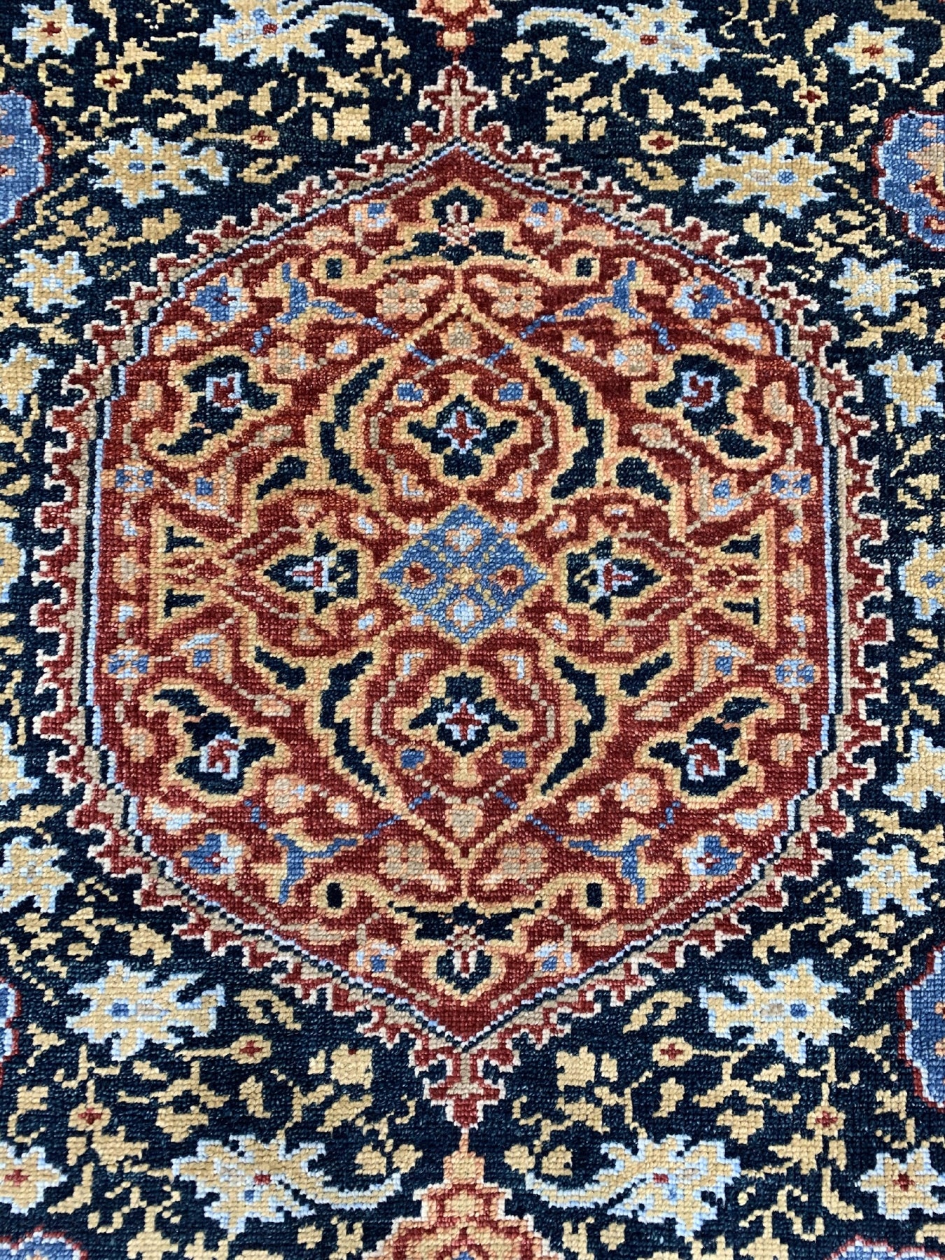 Opulent Oushak Traditional Handmade Wool Artisan Rug