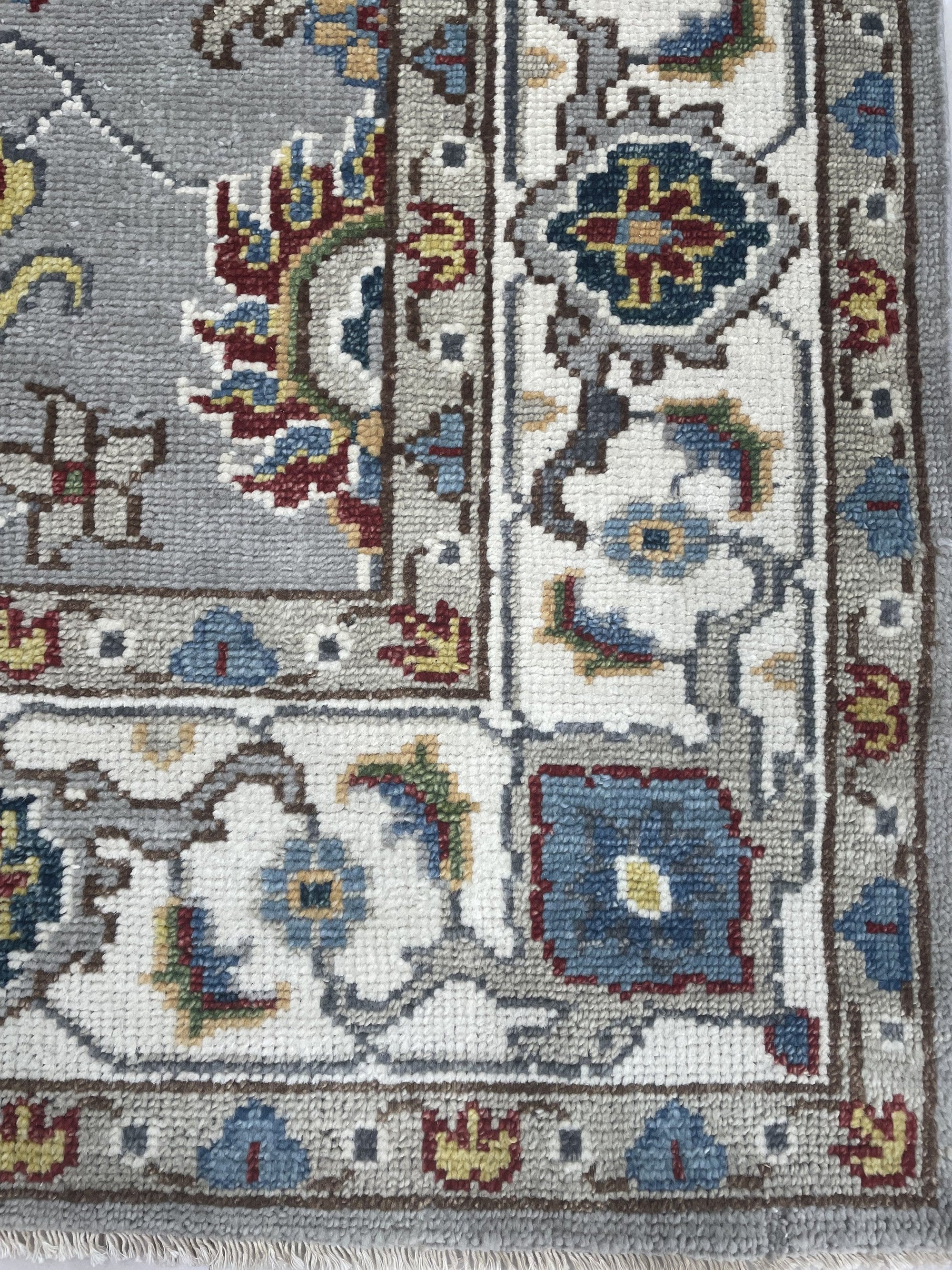 Elara Hand-Knotted Oriental Rug