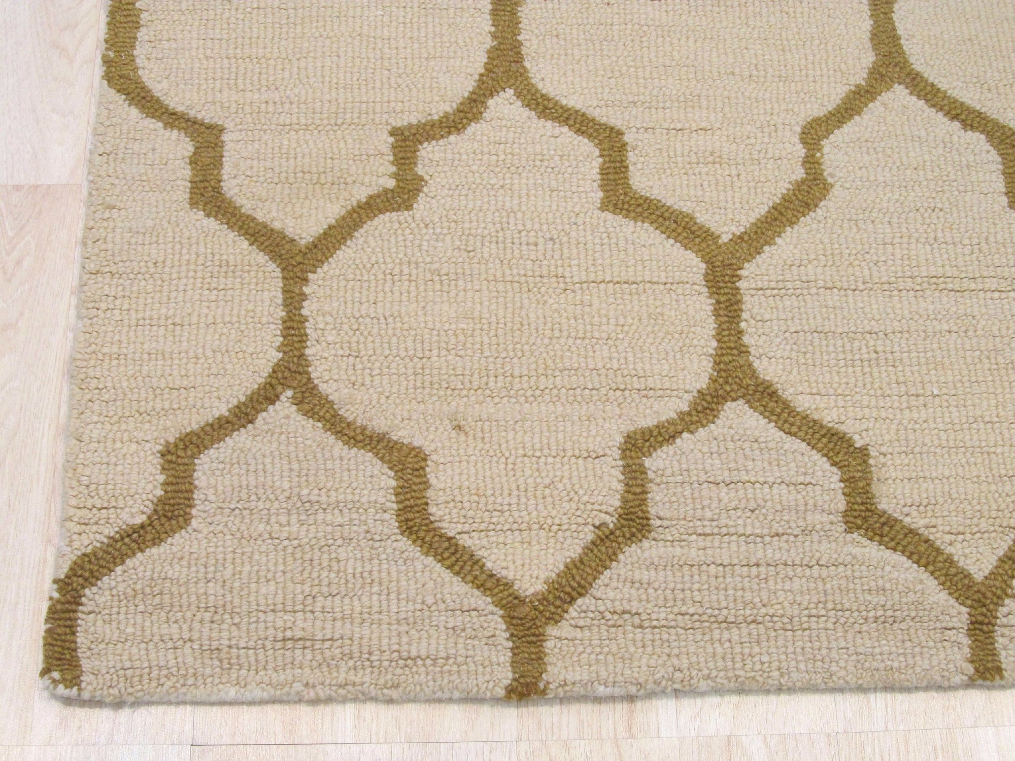 Light Beige Moroccan Trellis Harmony Hand-Tufted Wool Rug