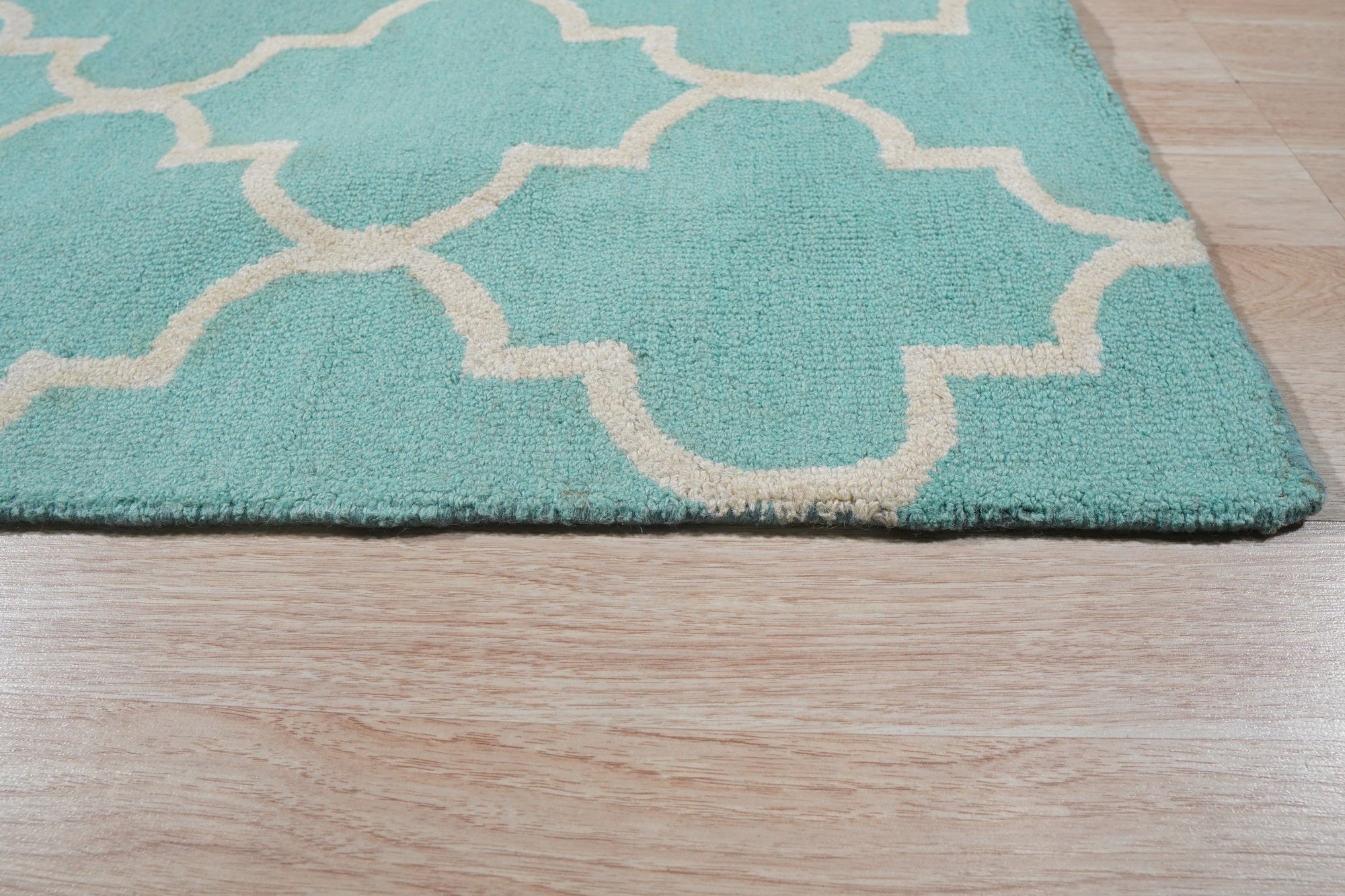 Light Turquoise Moroccan Trellis Harmony Hand-Tufted Wool Rug