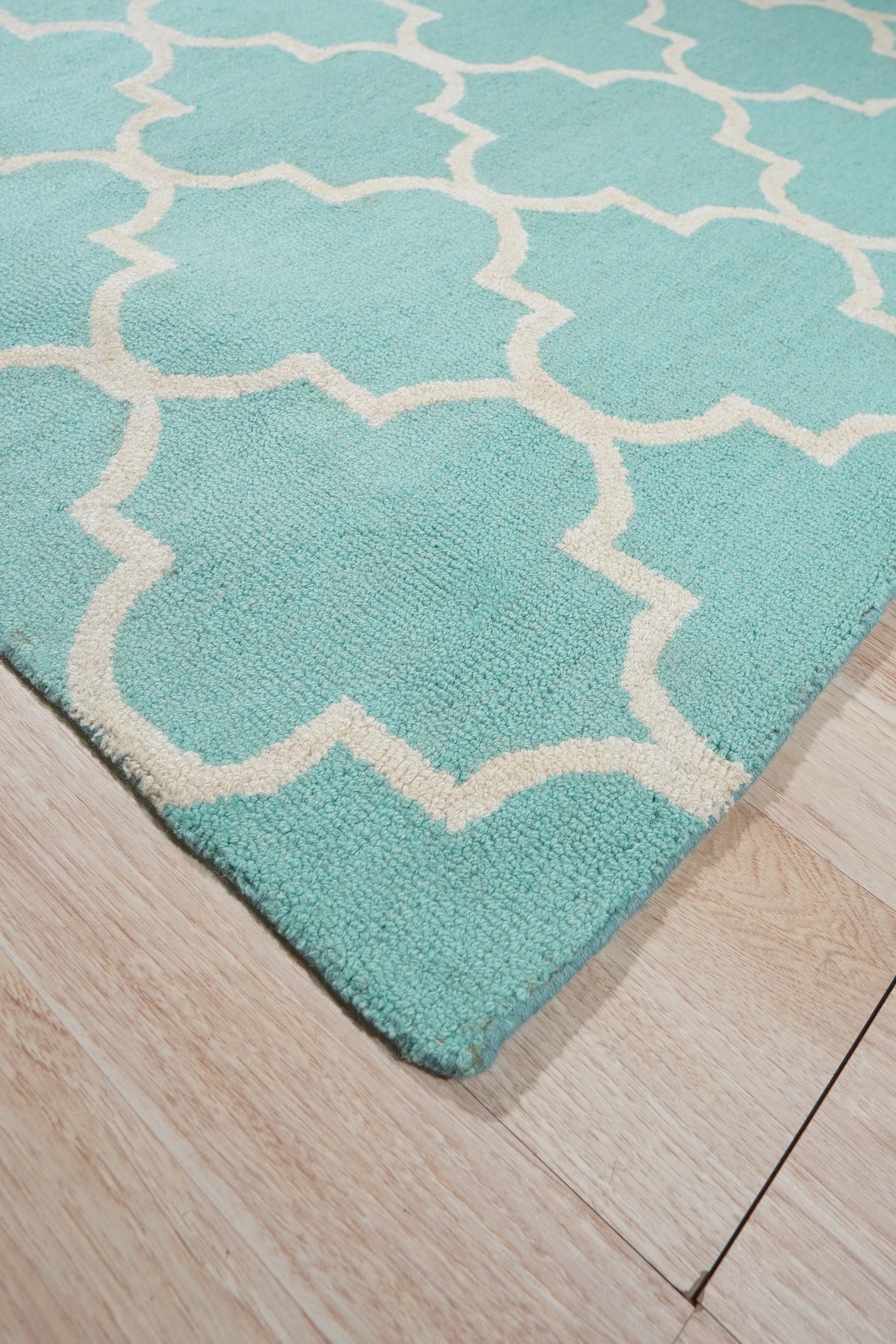 Light Turquoise Moroccan Trellis Harmony Hand-Tufted Wool Rug