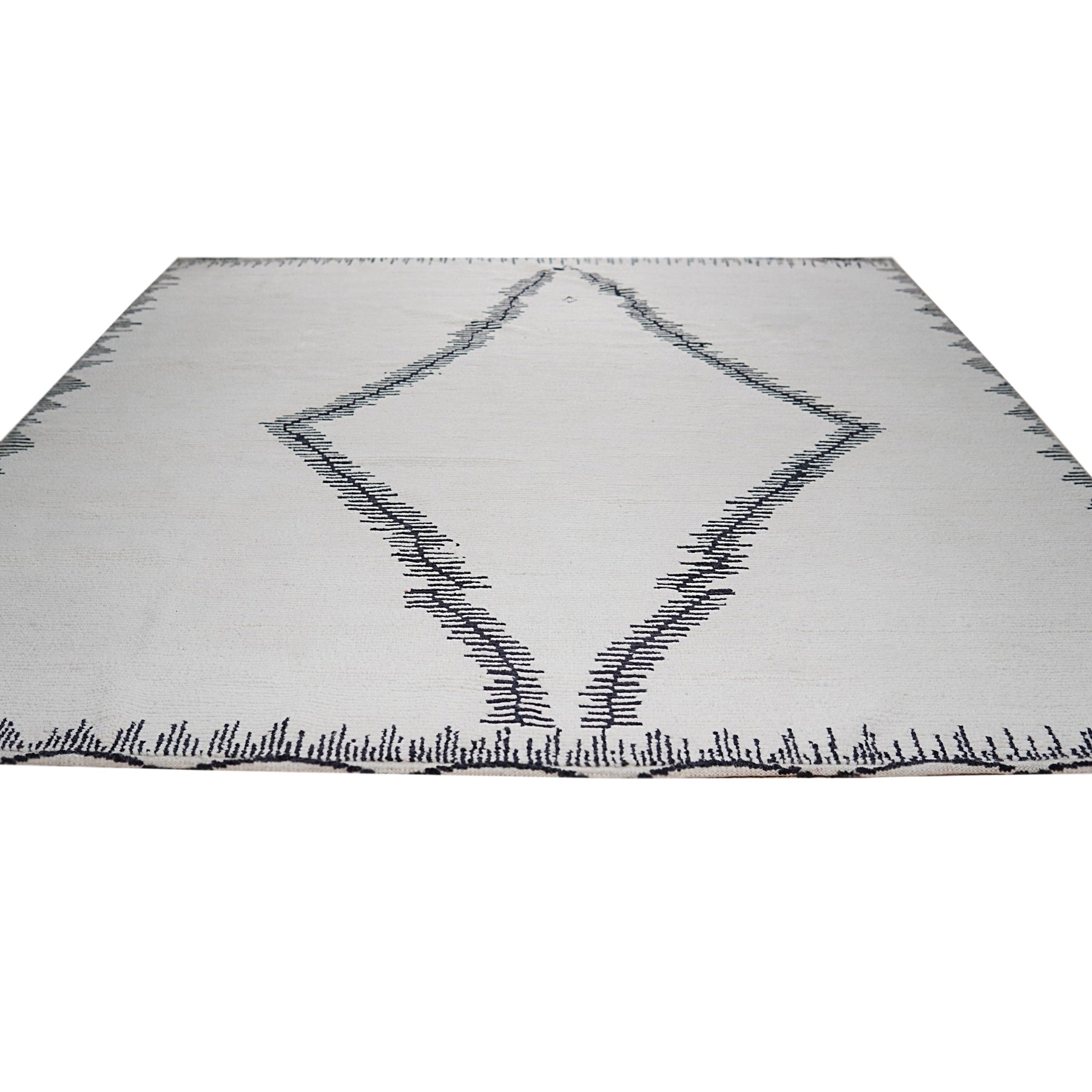 Elegant Diamond Moroccan Handmade Wool Rug