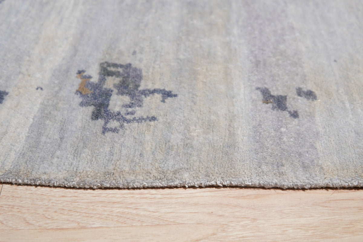 Hand-Knotted Wool &amp; Bamboo Silk Ivory Classic Oriental Modern Classic Rug