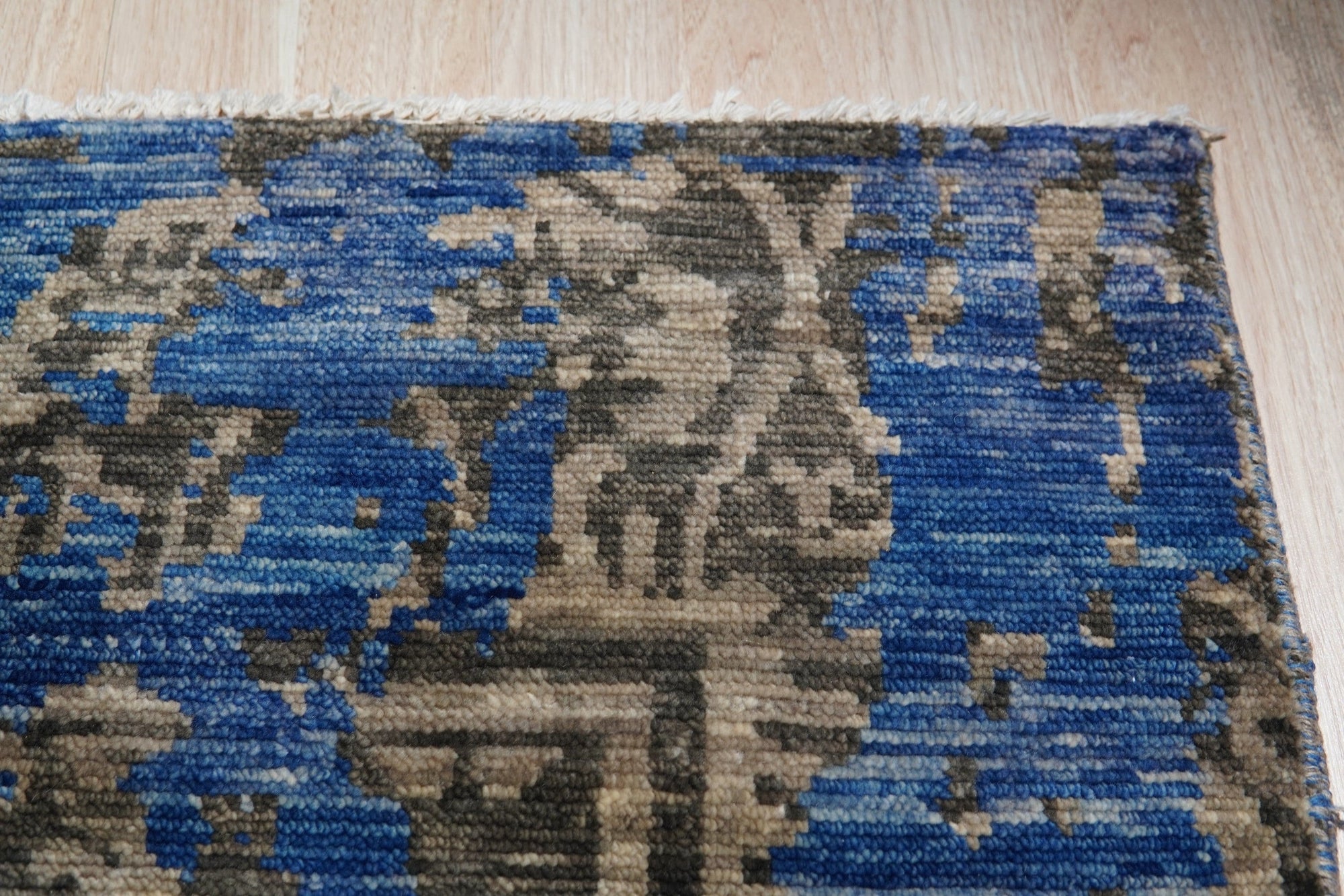 Hand-Knotted Wool &amp; Bamboo Silk Blue Modern Floral Modern Classic Rug
