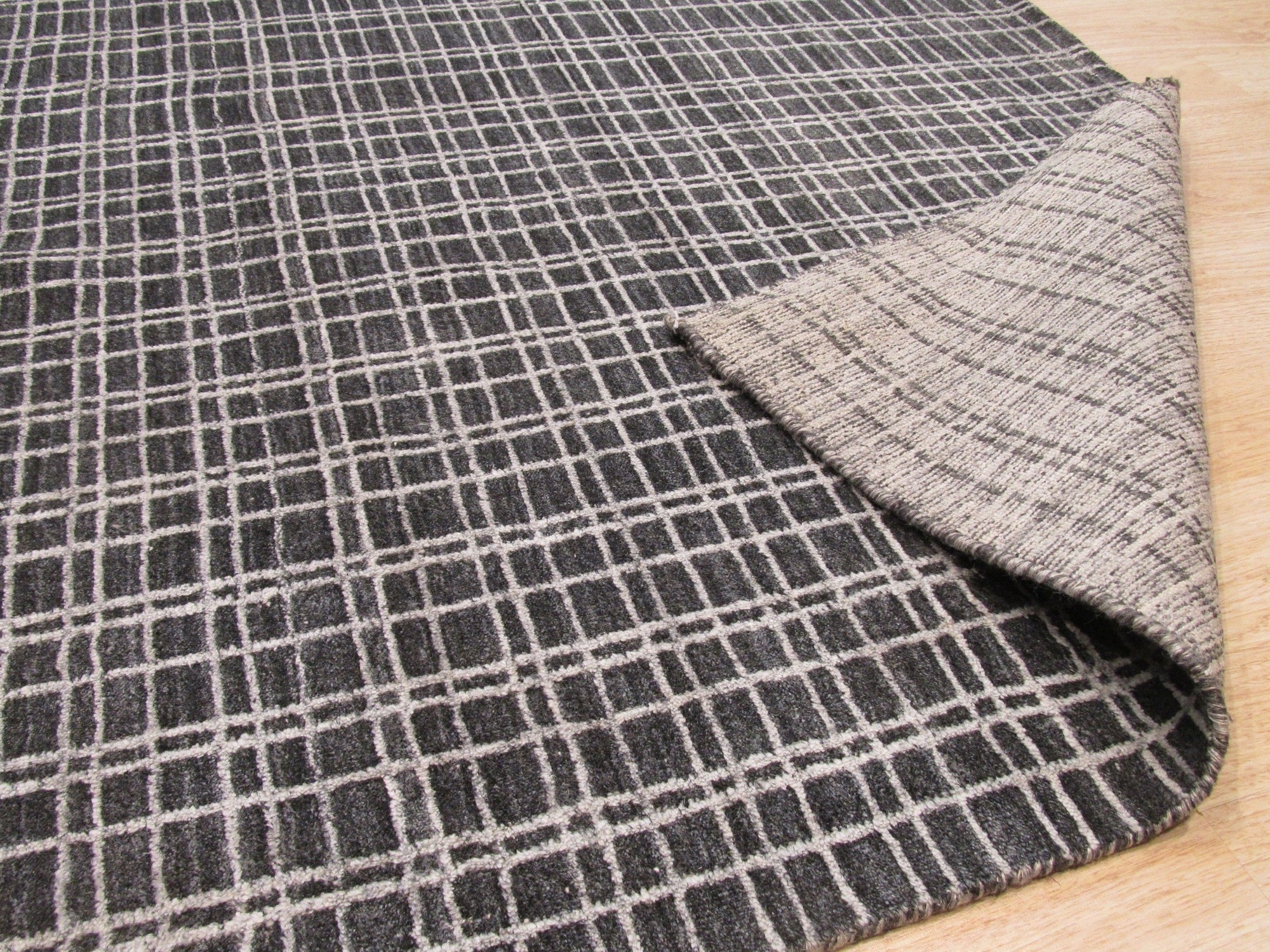 Slate Grid Hand-Tufted Bamboo Silk Rug