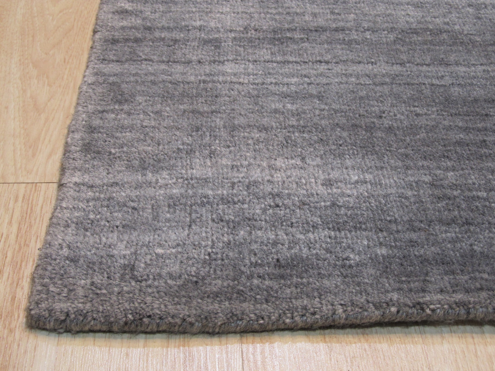 Marylou Handmade Gray Area Rug
