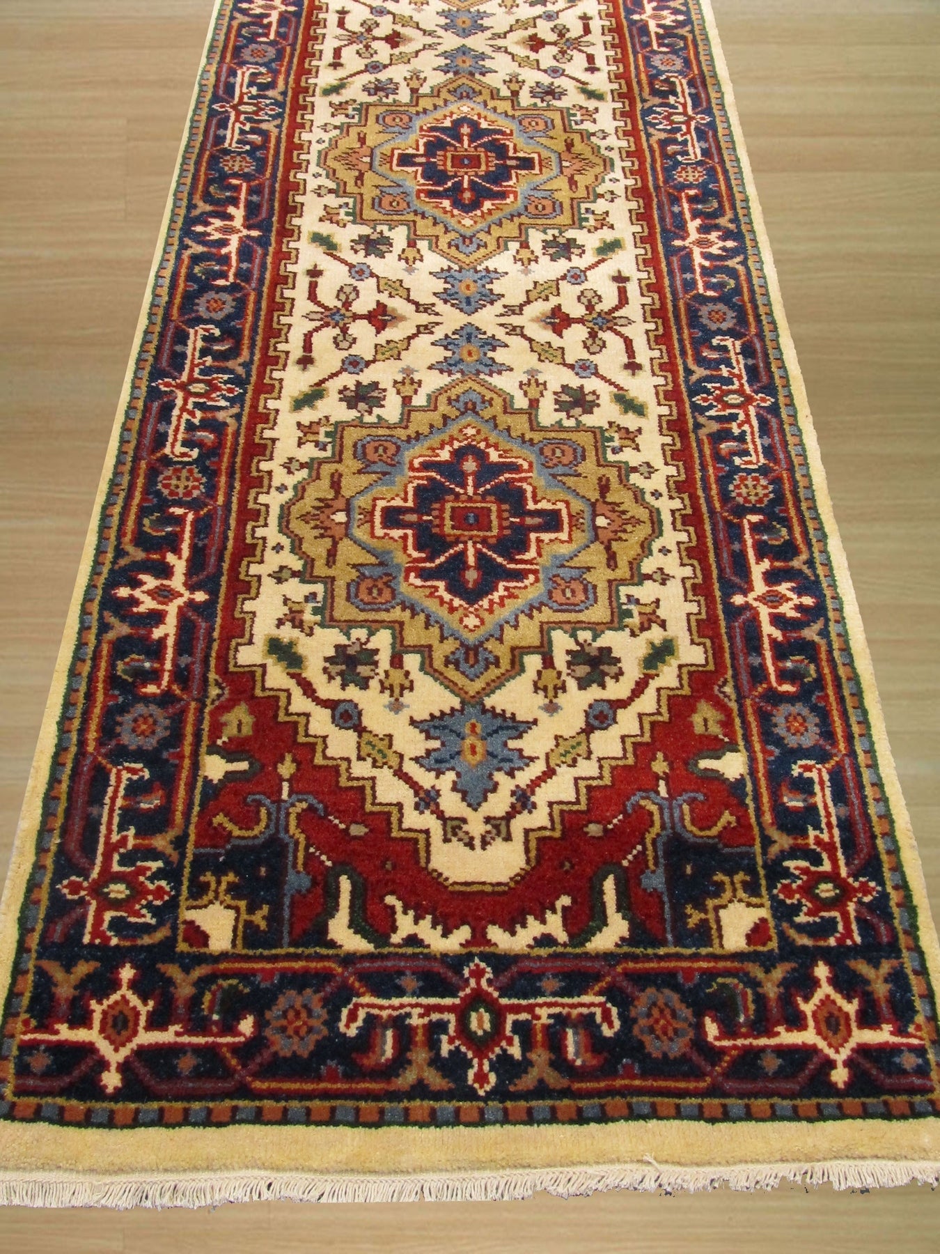 Ivory Elegant Oriental Heritage Rug