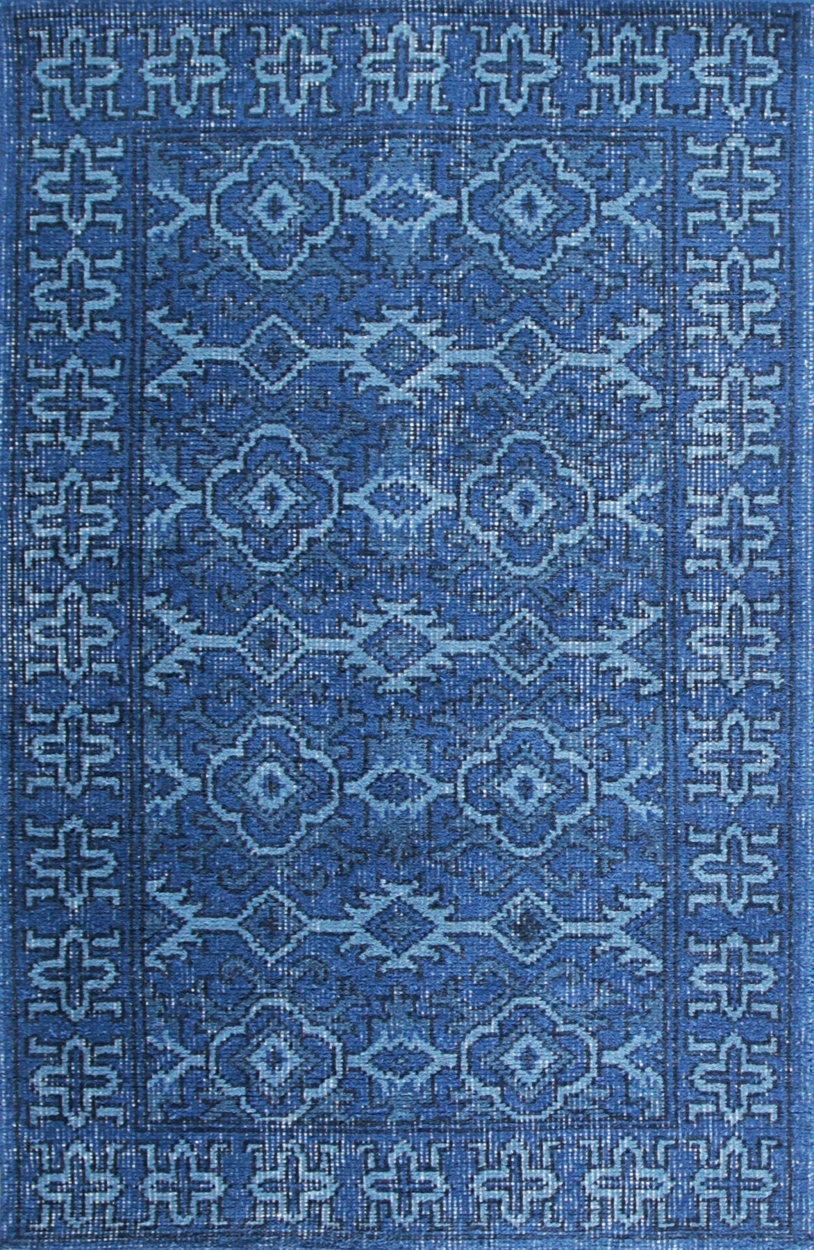 Sapphire Elegance Traditional Handmade Wool Rug