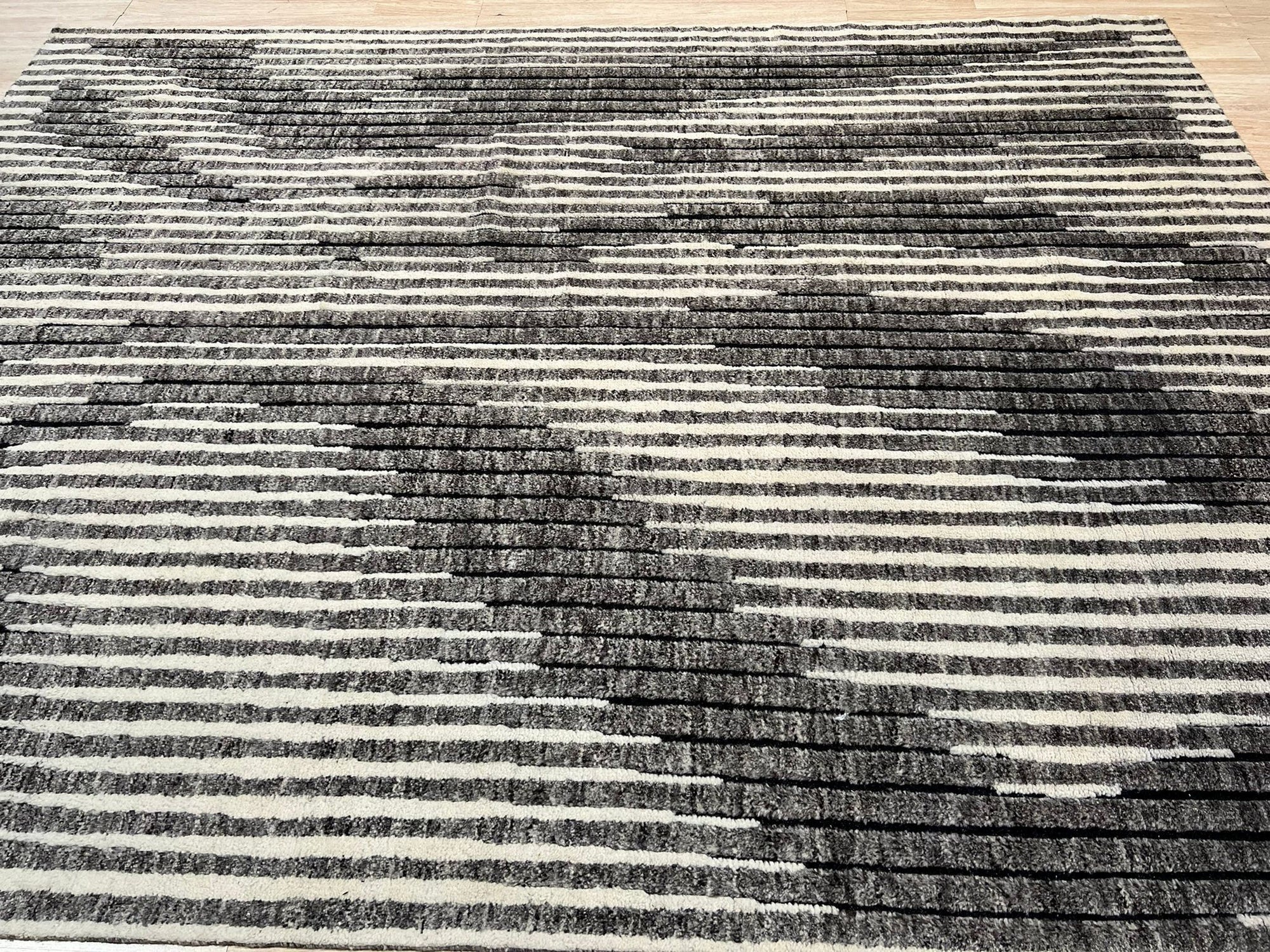 Textured Harmony High-Low Handmade Wool Rug