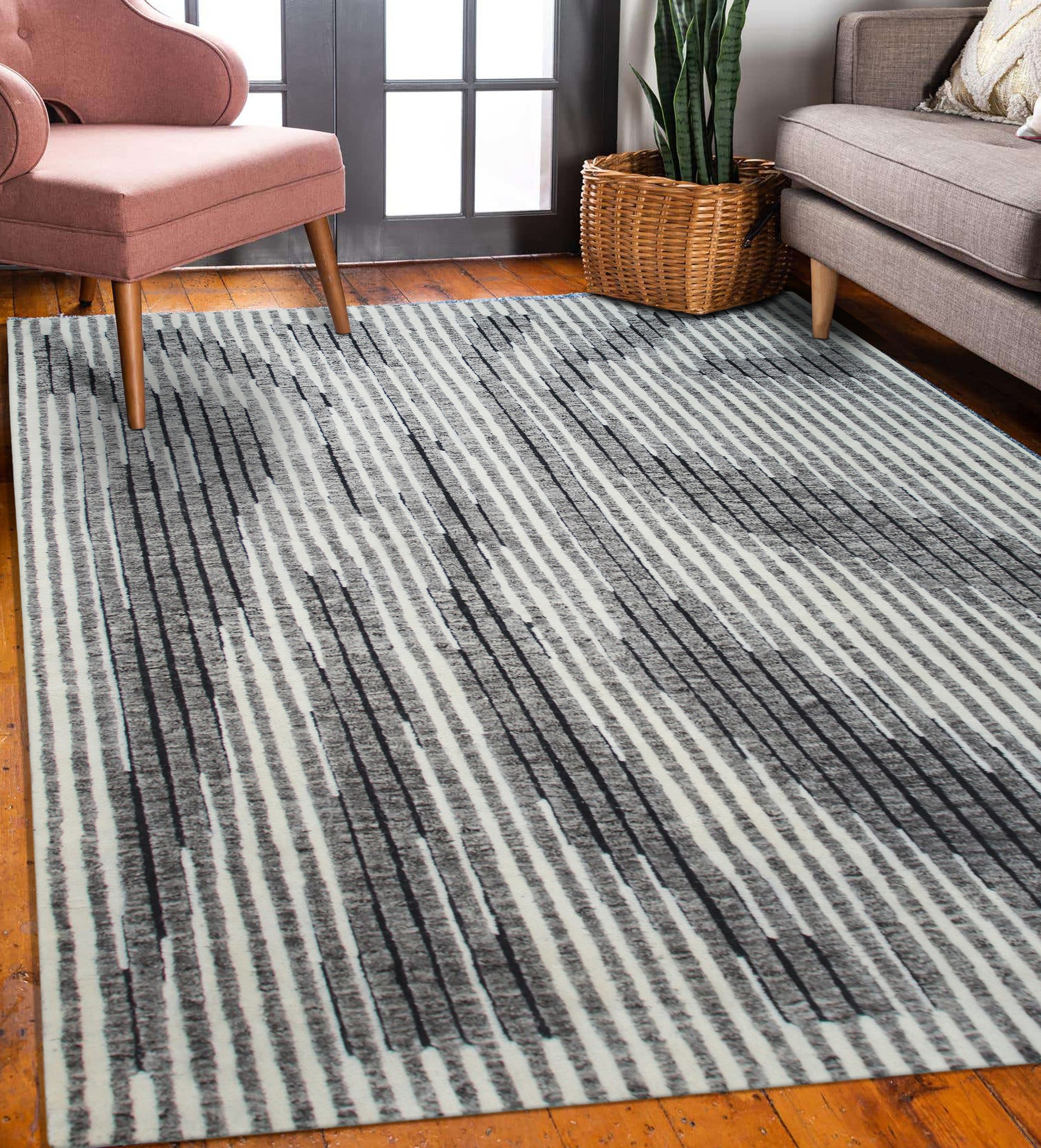 Classic Mira Gray Hand Knotted Wool Rug