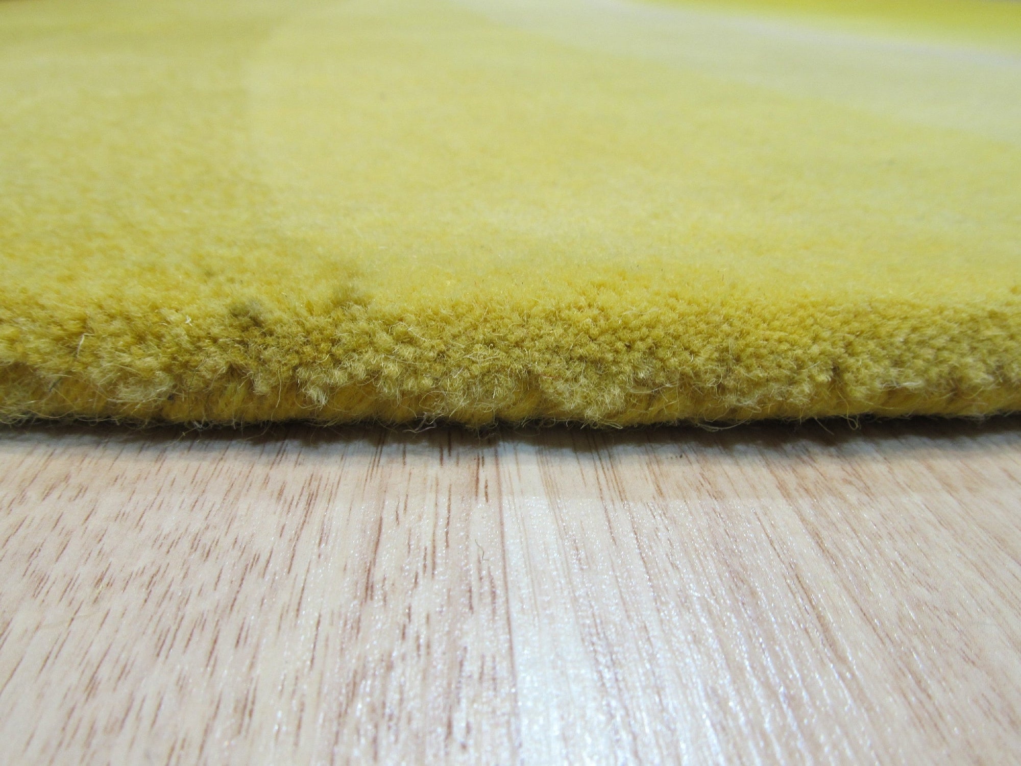 Yellow Prismatic Swirl Hand-Tufted Wool Rug