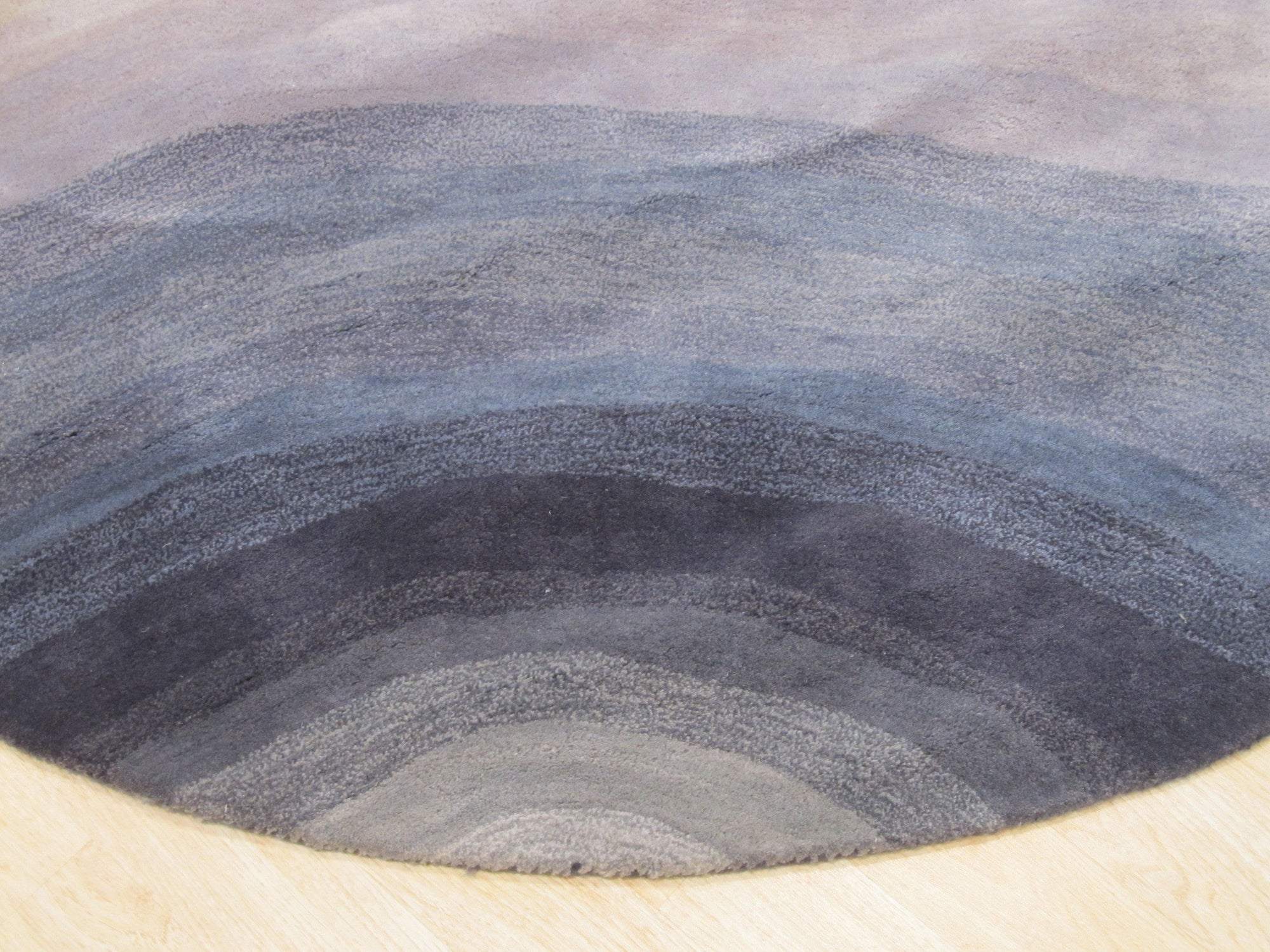 Desert Wave Hand-Tufted Wool Rug