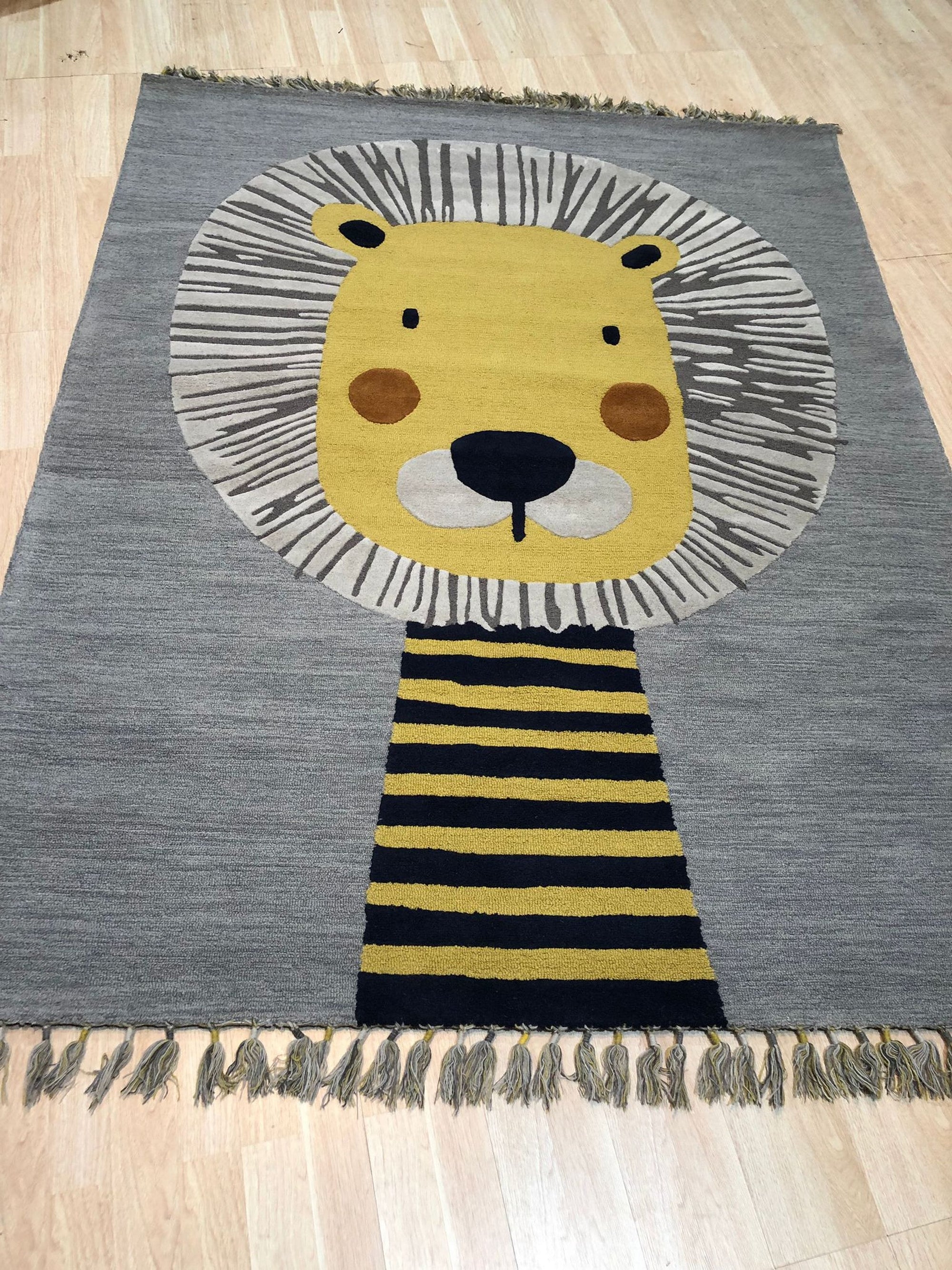 Transitional Animal Hand-Tufted Gray Wool Rug