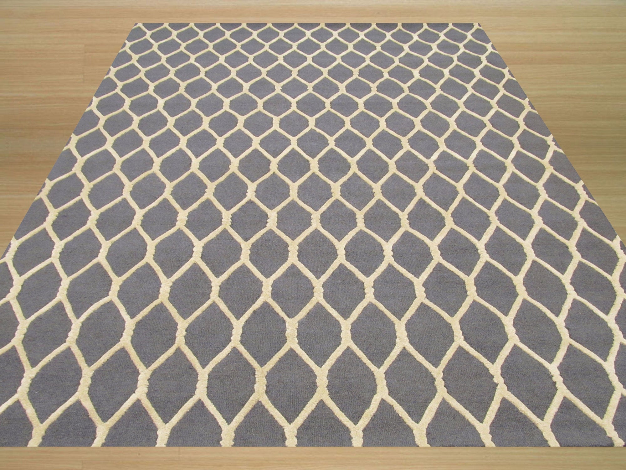 Gray Chain-Link Radiance Hand-Tufted Wool Rug