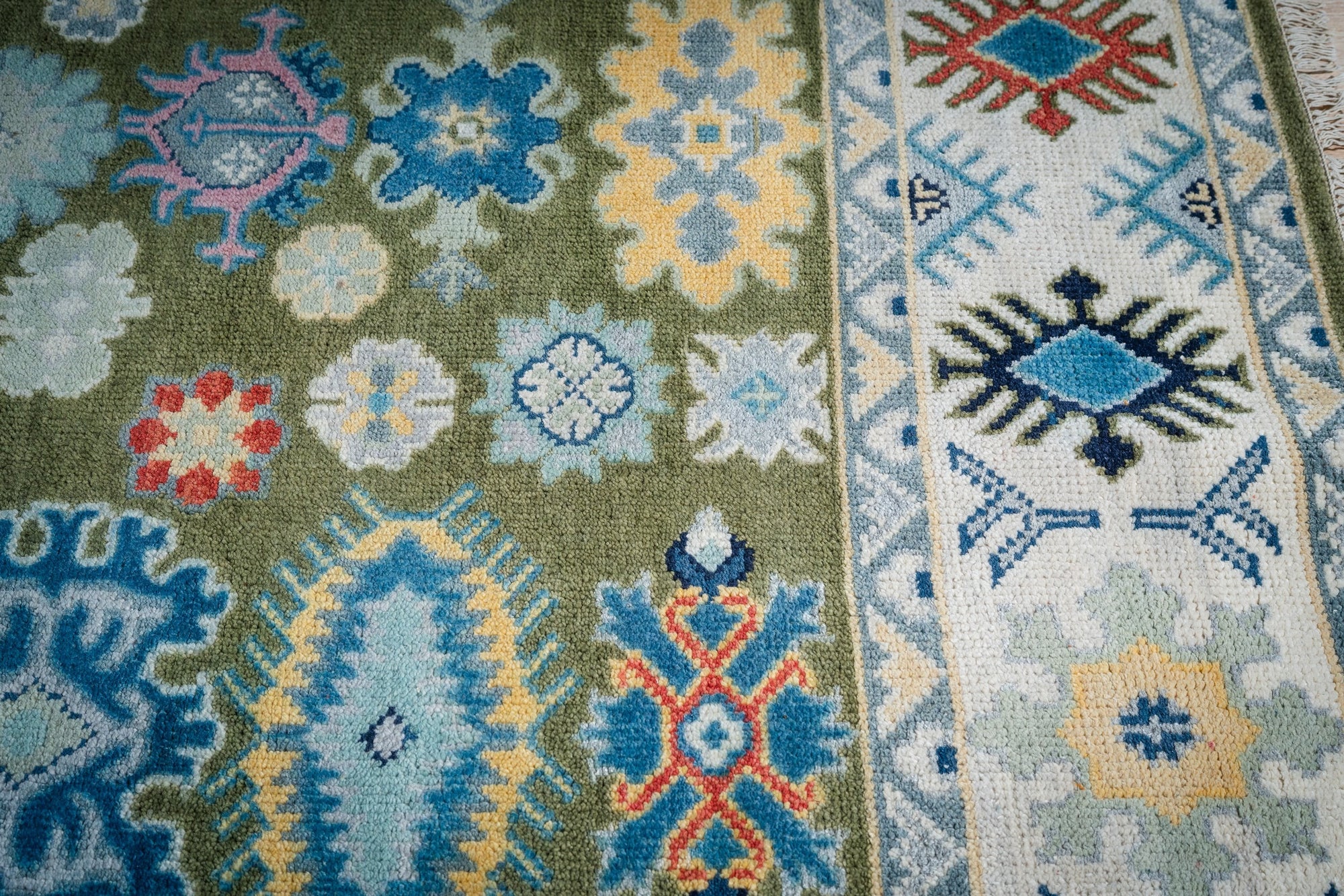 Inviting Kazak Light Green Hand Knotted Wool Rug - view 15