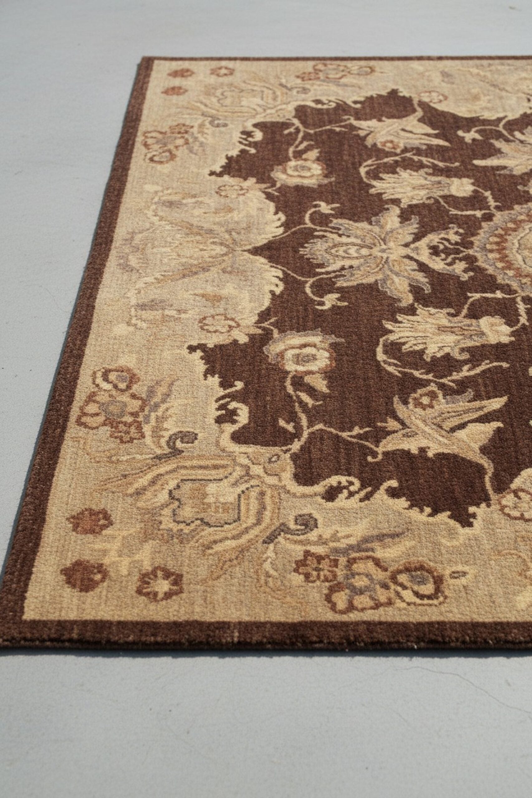 Brown Agra medallion hand-knotted wool area rug