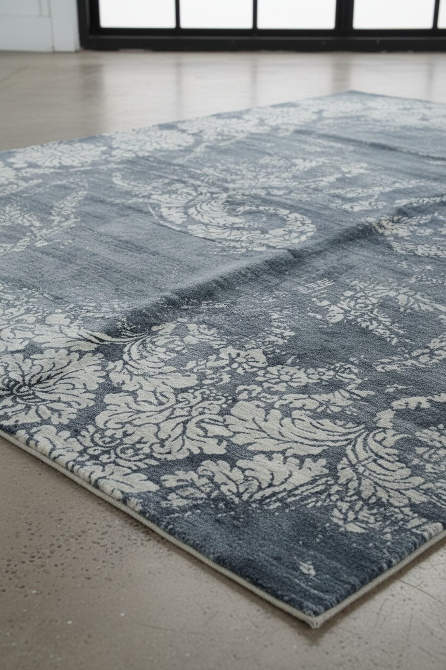 Black and ivory transitional abstract bamboo silk and wool hand-knotted area rug