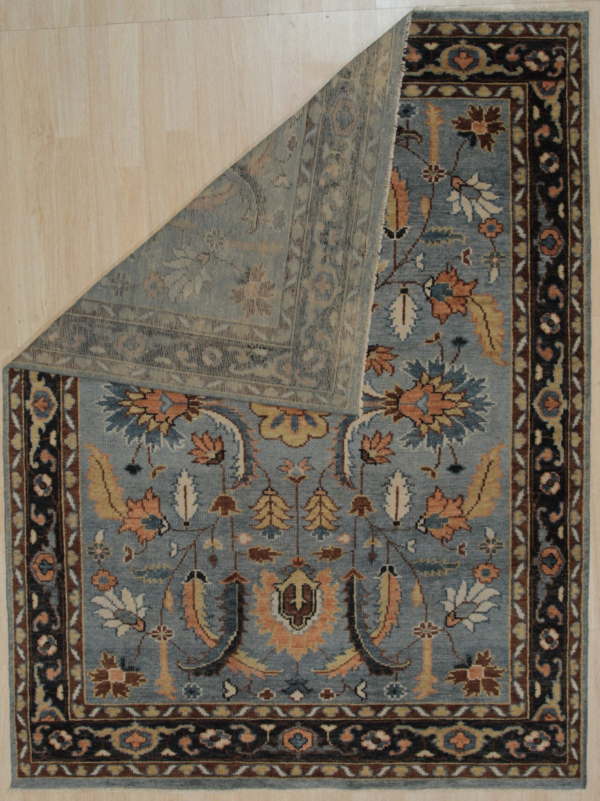 Ashford Gray Navy Traditional Hand Knotted Wool Rug