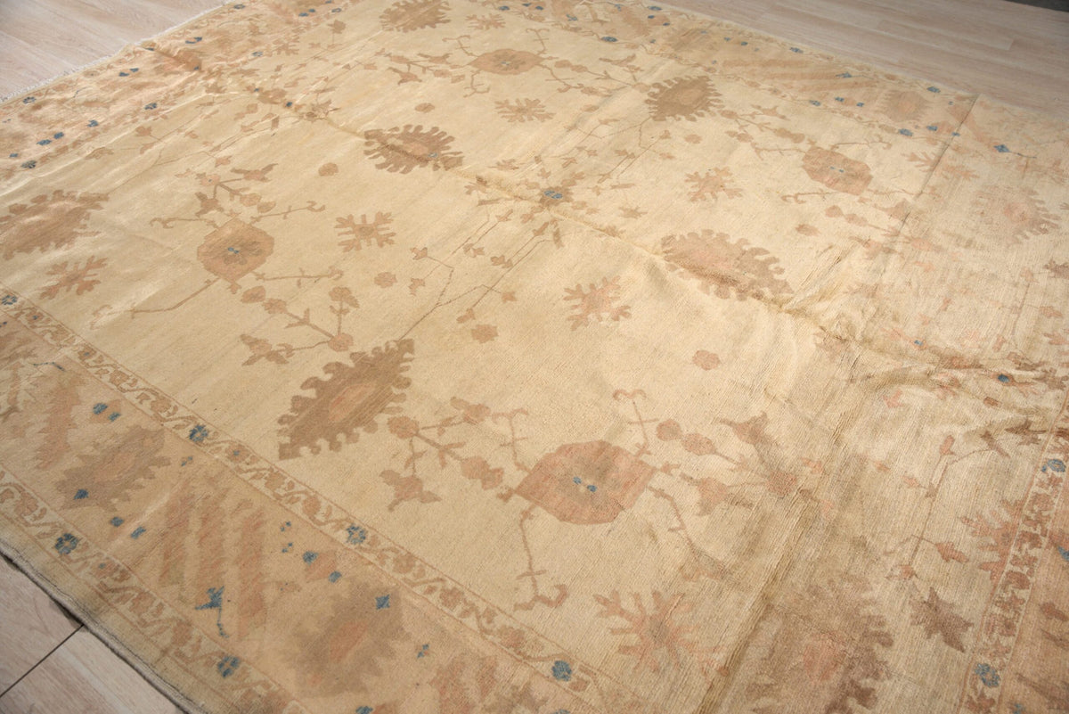 Peshawar Hand Knotted Wool Rug, Gold and Rust Oushak Design