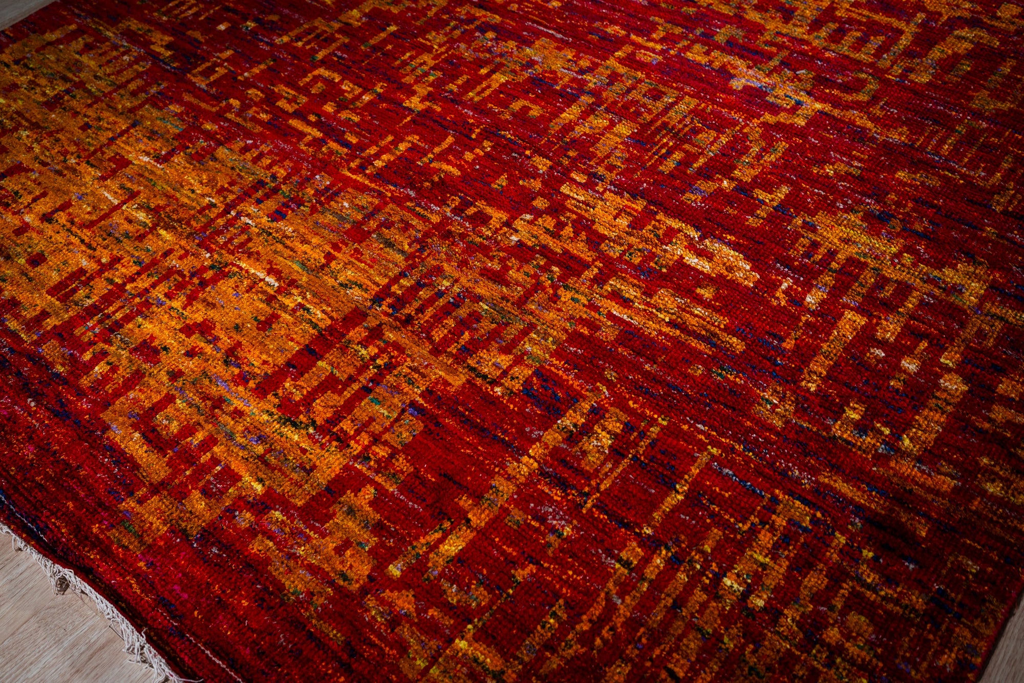 Sari-silk red abstract Anand rug field detail