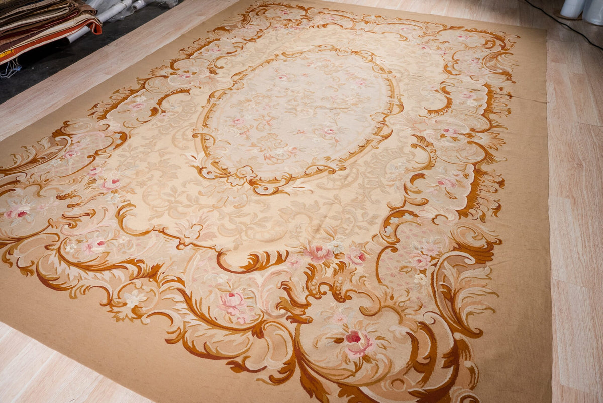 Vintage Aubusson Flat Weave Rug, Beige Rose Medallion