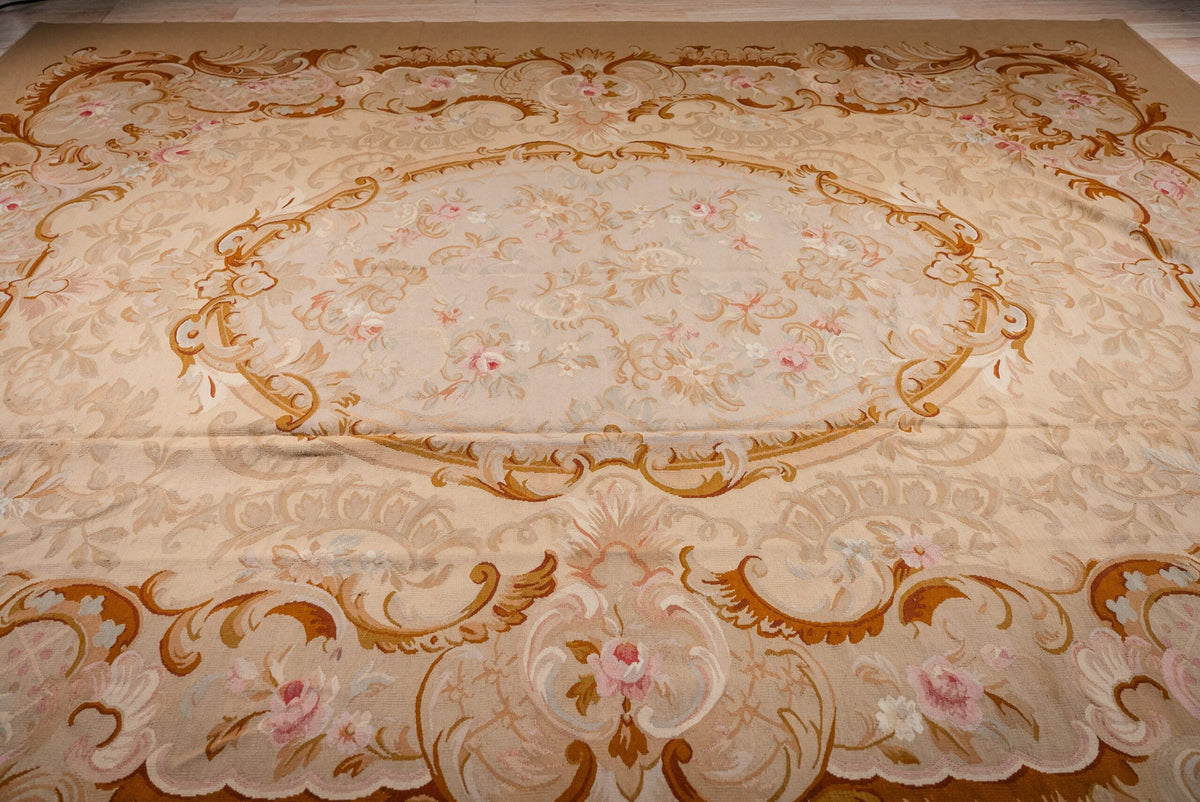Vintage Aubusson Flat Weave Rug, Beige Rose Medallion