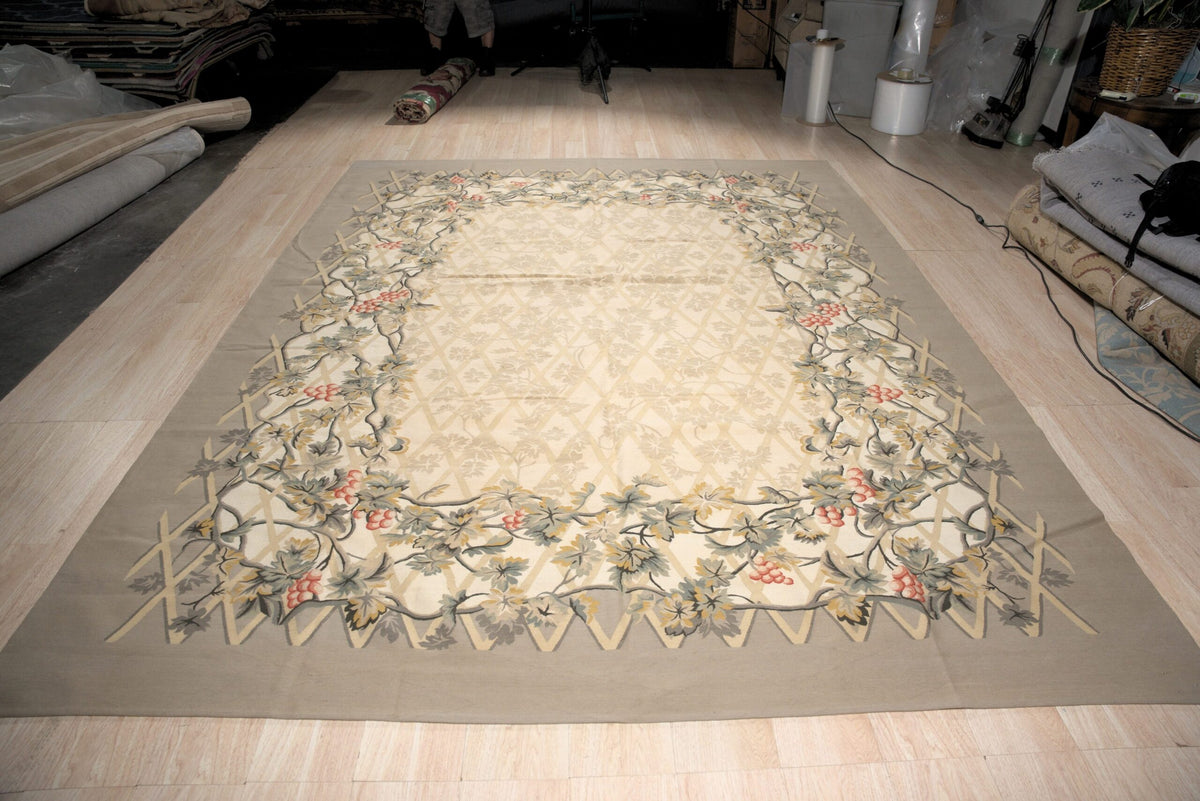 Vintage Aubusson Flat Weave Wool Rug, Grey Grapevine Trellis
