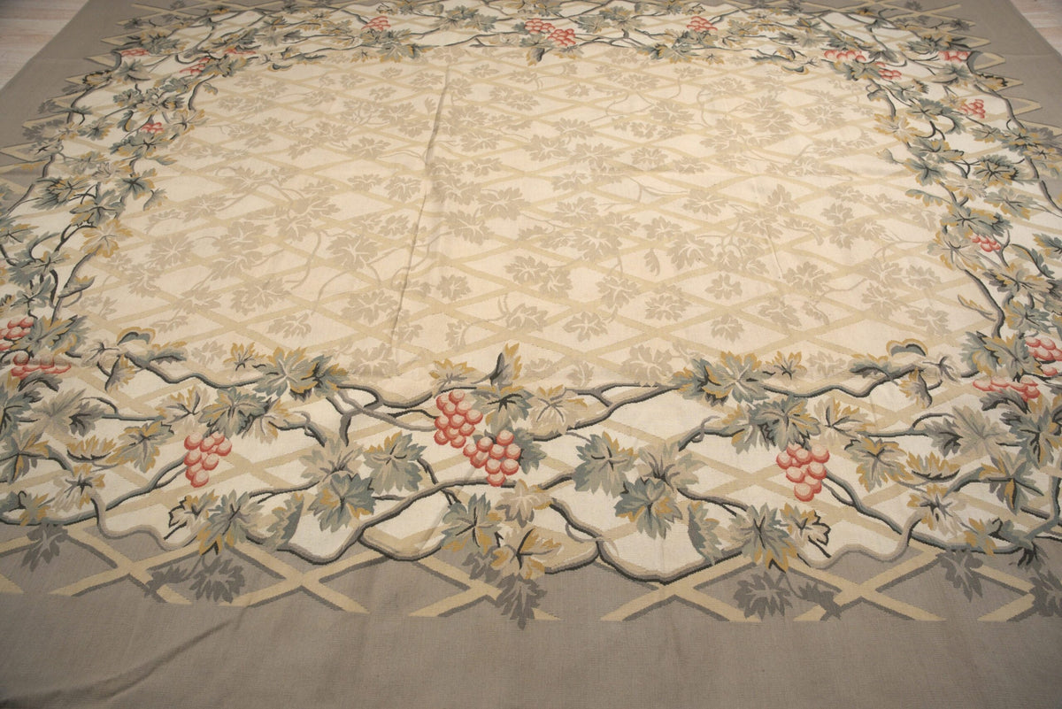 Vintage Aubusson Flat Weave Wool Rug, Grey Grapevine Trellis